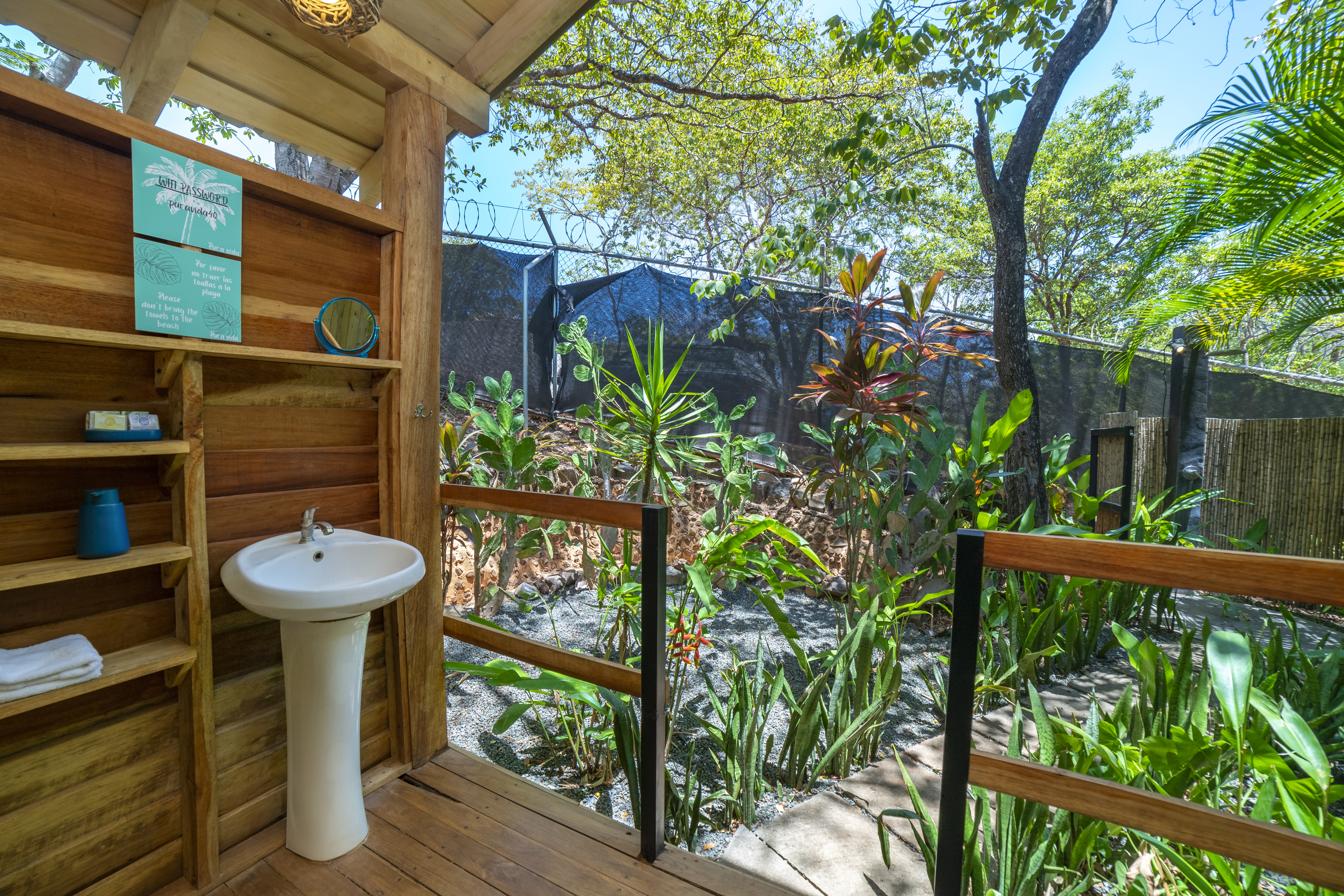 10 bed Hotel / Leisure For Sale in Playa Grande, Guanacaste - thumb 18