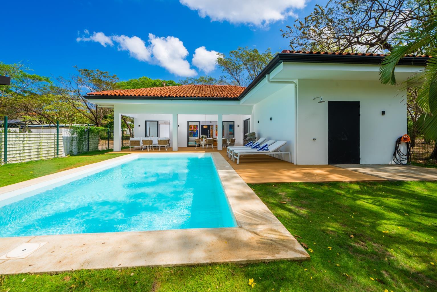 3 bed Single Family Homes For Sale in Tamarindo, Guanacaste - thumb 1