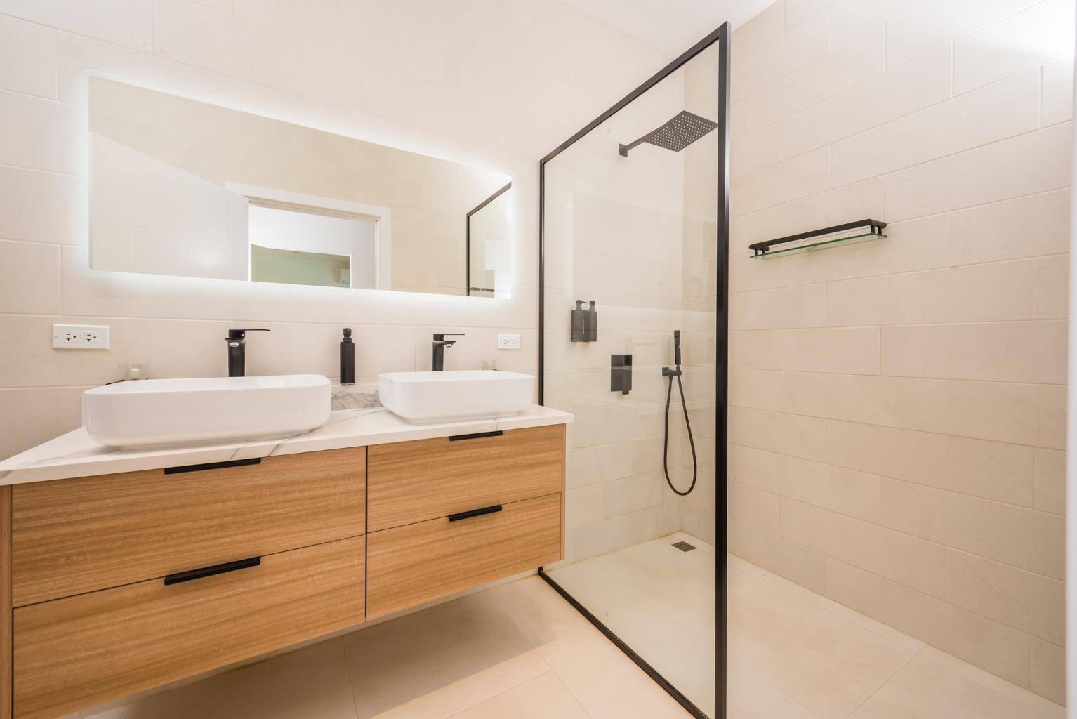 3 bed Single Family Homes For Sale in Tamarindo, Guanacaste - thumb 4