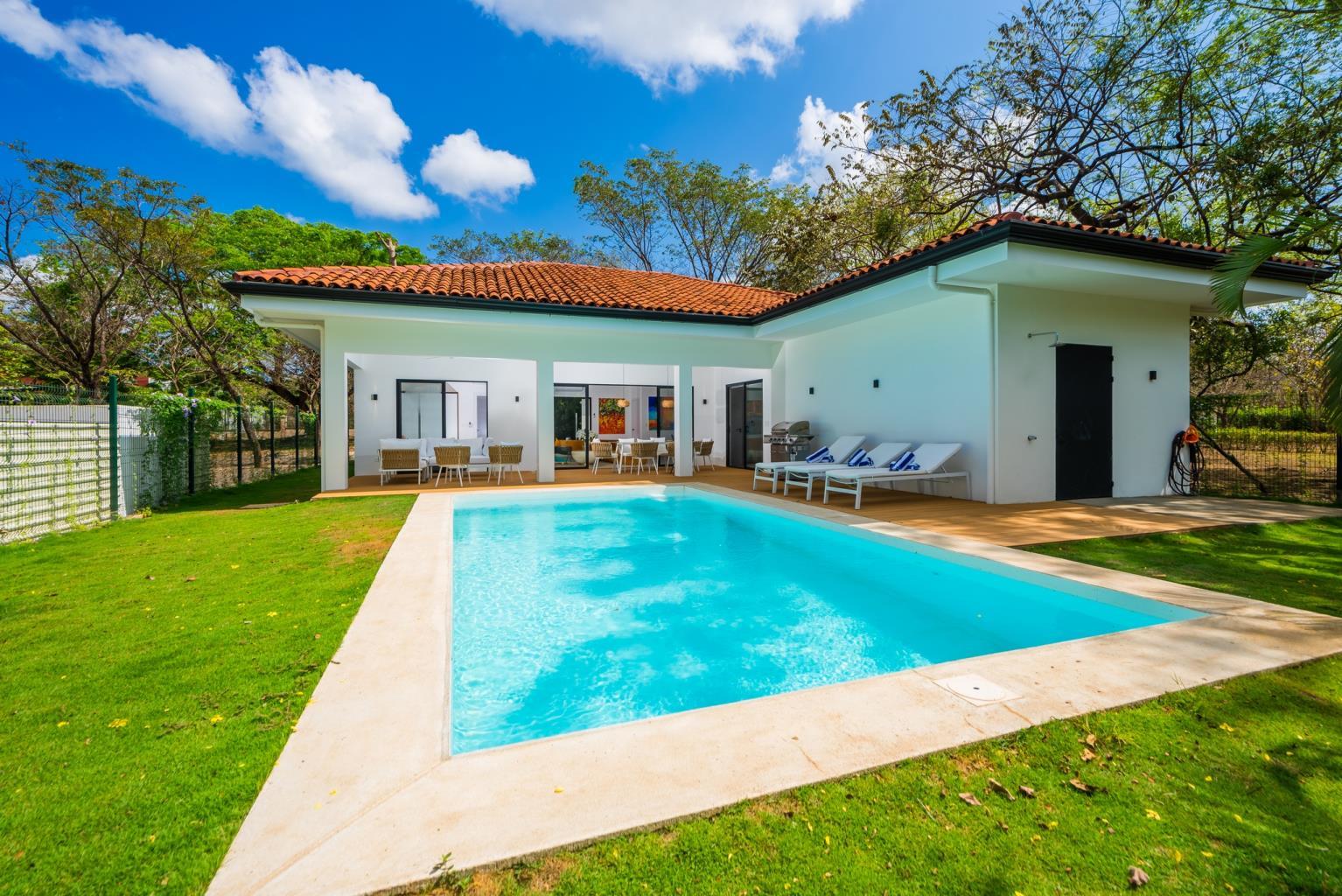 3 bed Single Family Homes For Sale in Tamarindo, Guanacaste - thumb 26