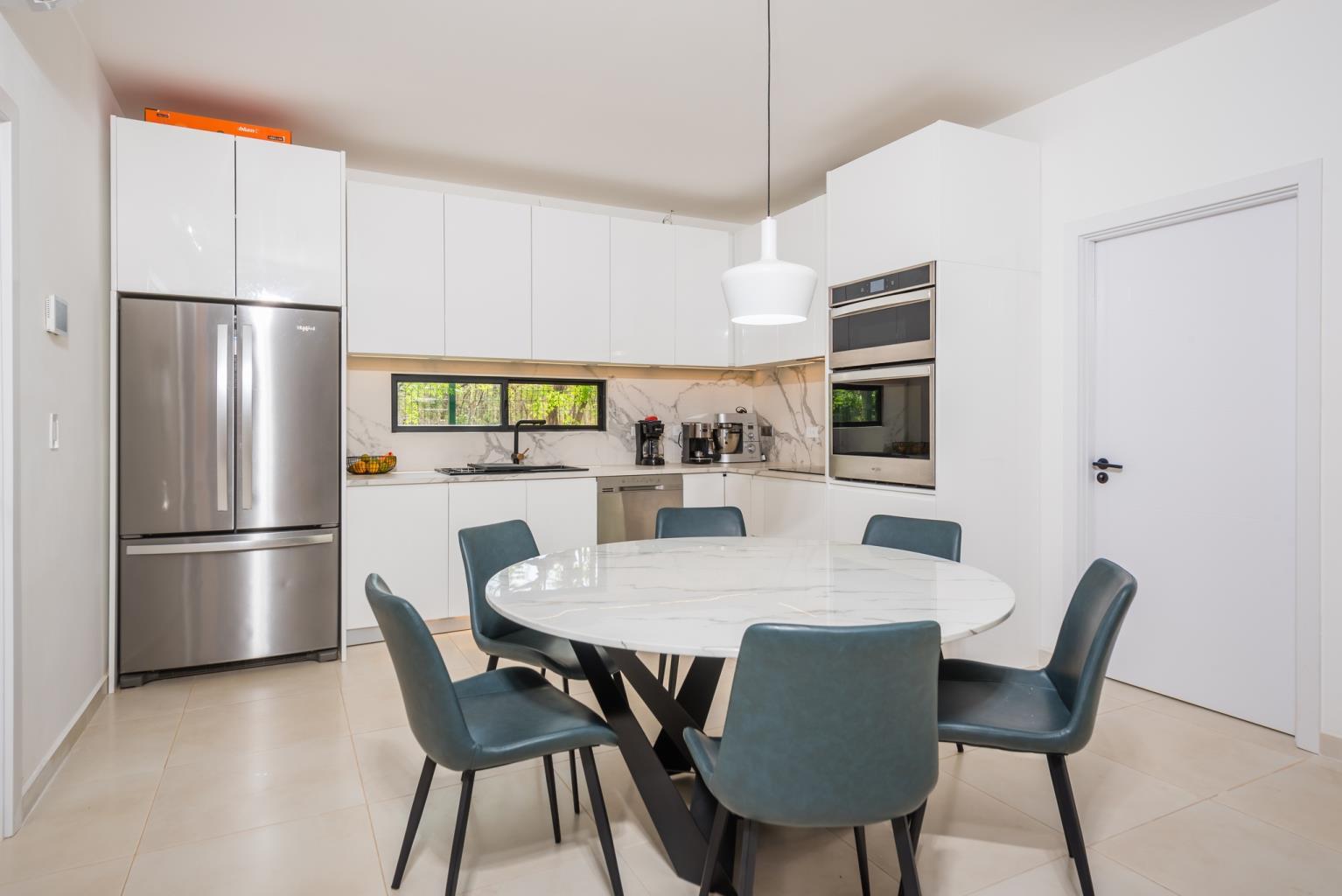 3 bed Single Family Homes For Sale in Tamarindo, Guanacaste - thumb 23