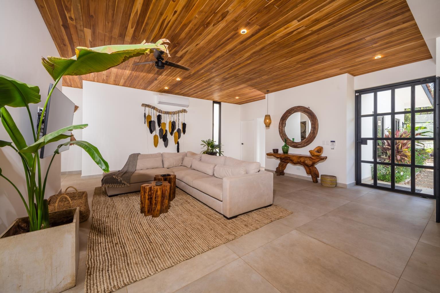 4 bed Single Family Homes For Sale in Tamarindo, Guanacaste - thumb 23