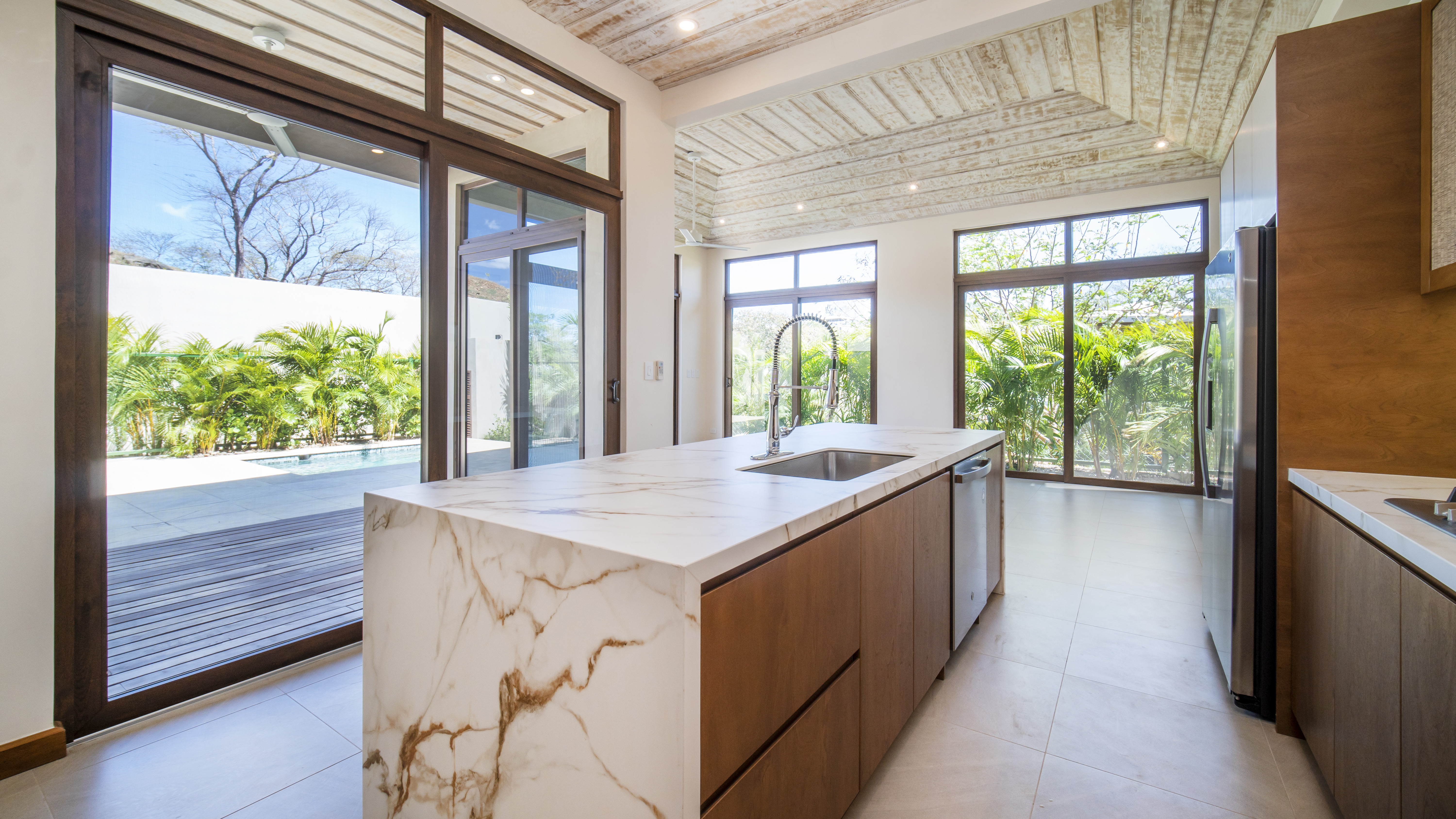 3 bed Single Family Homes For Sale in Tamarindo, Guanacaste - thumb 9