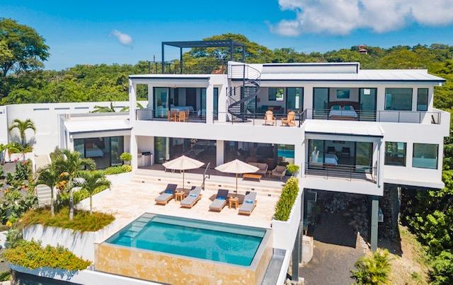 5 bed Single Family Homes For Sale in Playa Potrero, Guanacaste - thumb 19