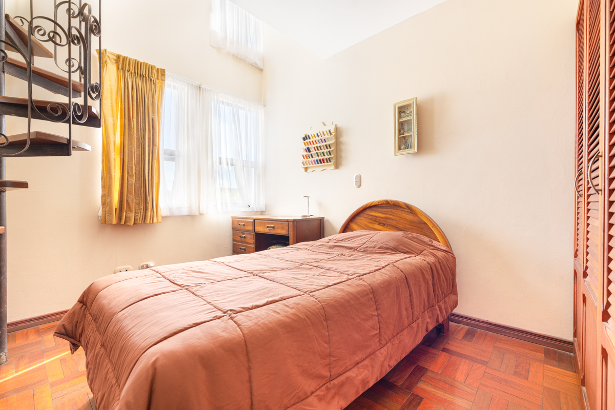 4 bed Single Family Homes For Sale in Curridabat, San Jose - thumb 19