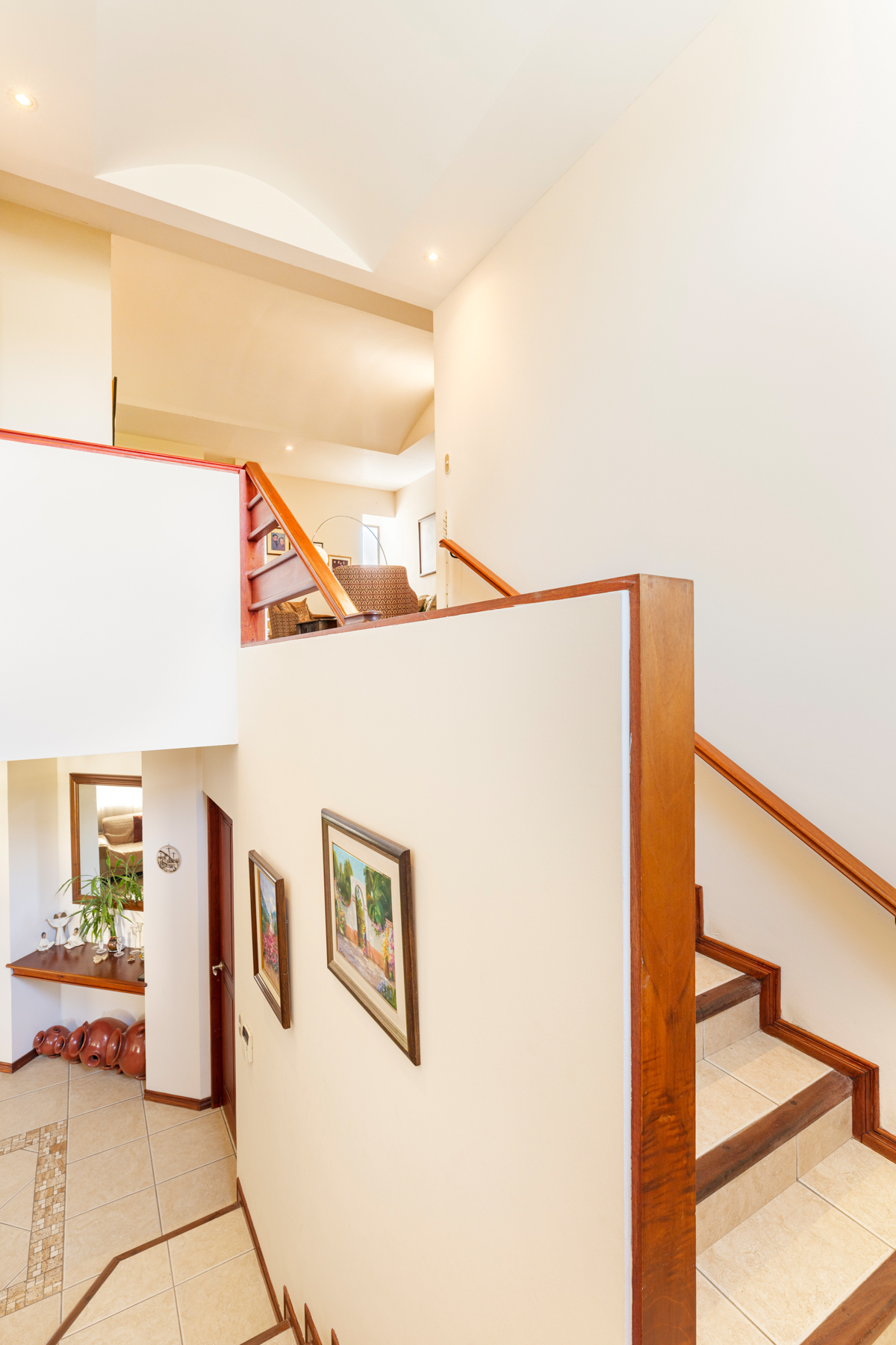 4 bed Single Family Homes For Sale in Curridabat, San Jose - thumb 9