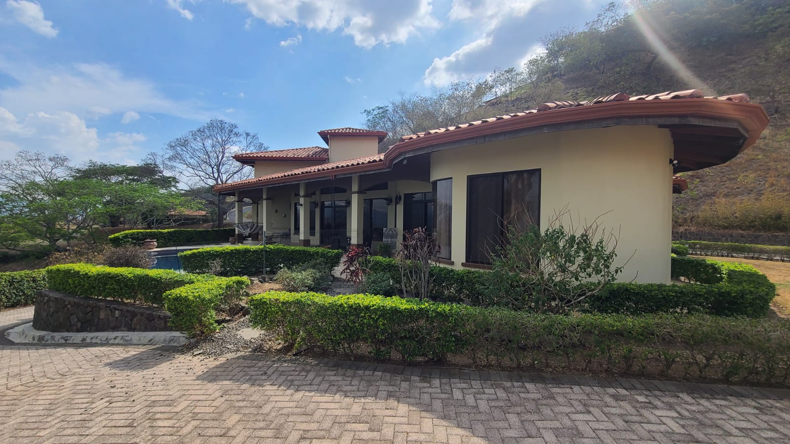 4 bed Single Family Homes For Sale in Atenas, Alajuela - thumb 4