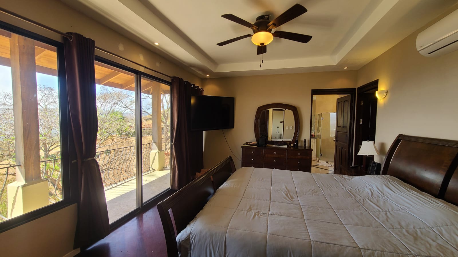 4 bed Single Family Homes For Sale in Atenas, Alajuela - thumb 12