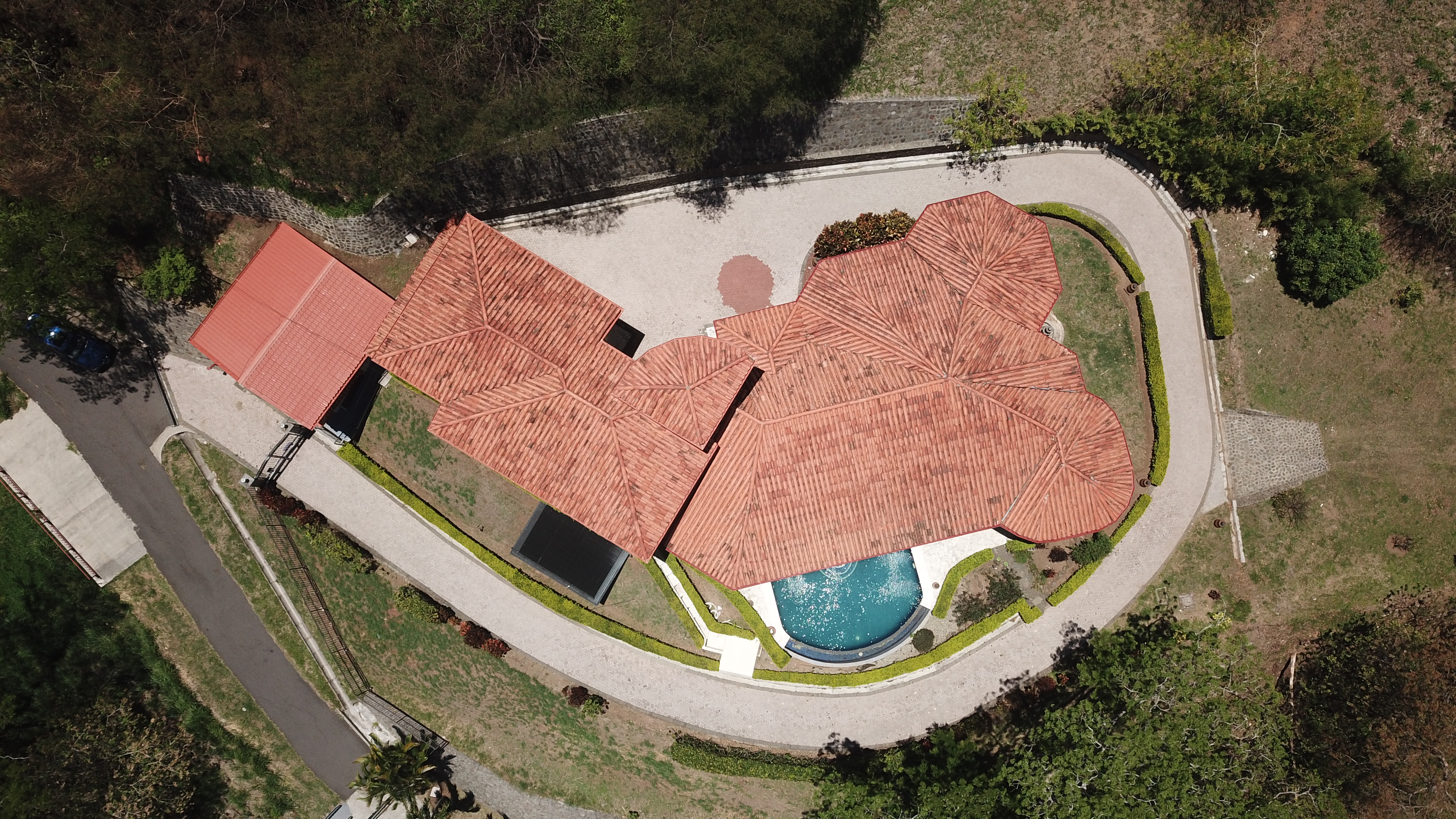 4 bed Single Family Homes For Sale in Atenas, Alajuela - thumb 2