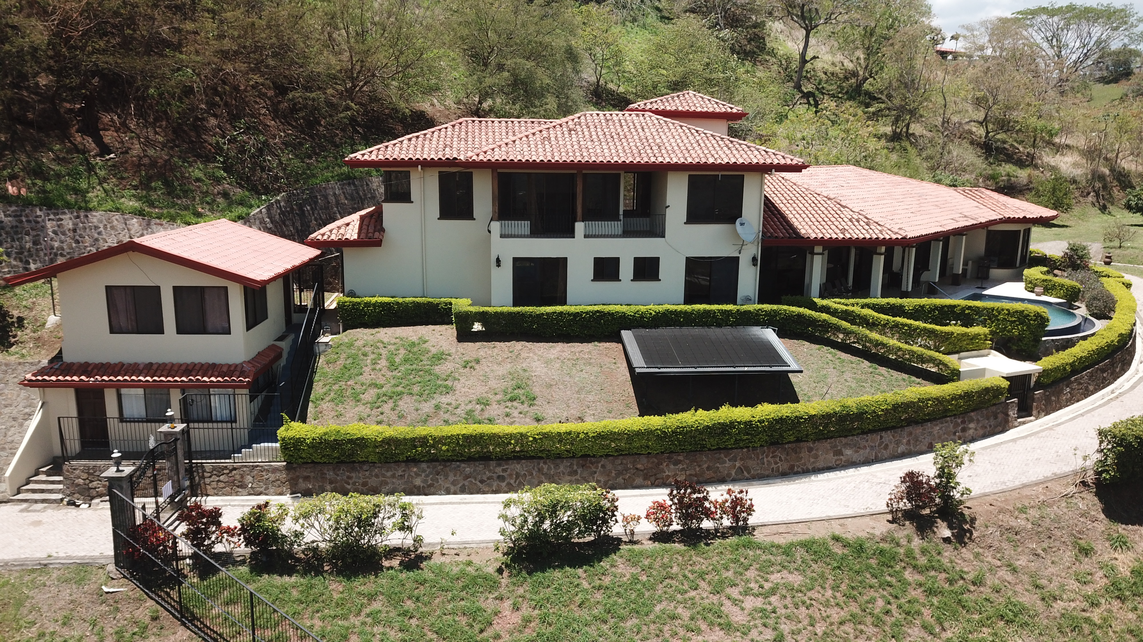 4 bed Single Family Homes For Sale in Atenas, Alajuela - thumb 25