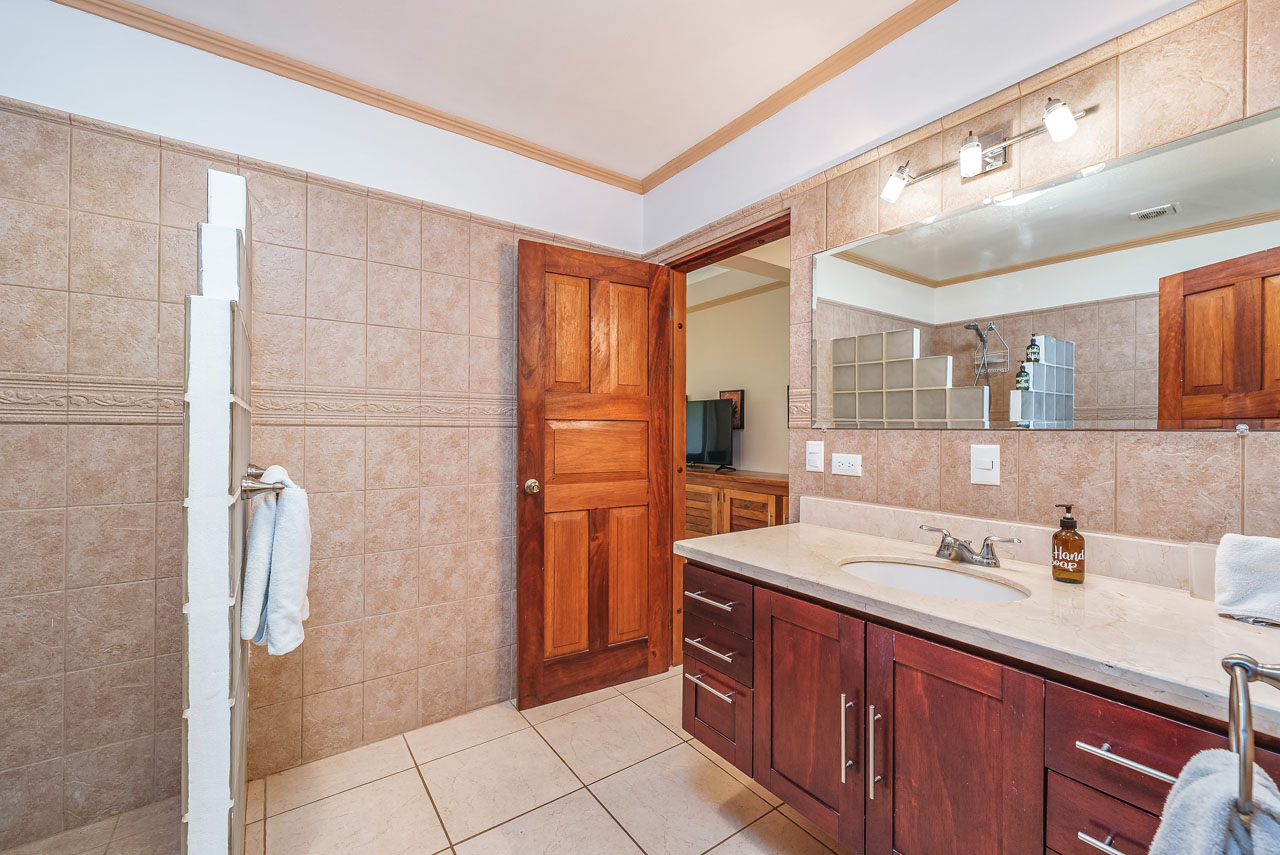 2 bed Condo For Sale in Junquillal, Guanacaste - thumb 12