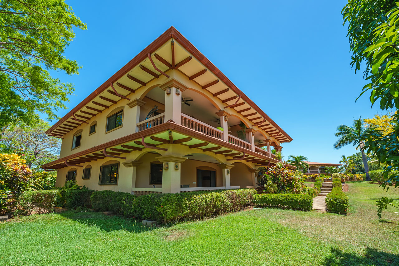 2 bed Condo For Sale in Junquillal, Guanacaste - thumb 3