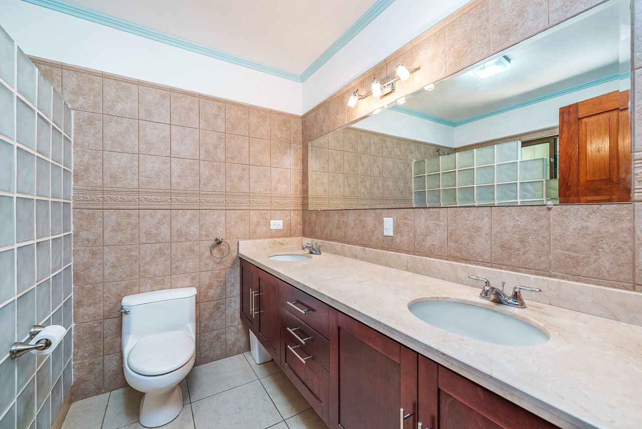 2 bed Condo For Sale in Junquillal, Guanacaste - thumb 10