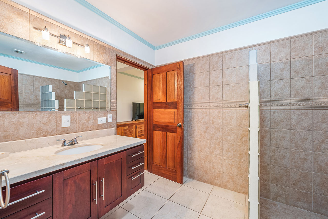 2 bed Condo For Sale in Junquillal, Guanacaste - thumb 12
