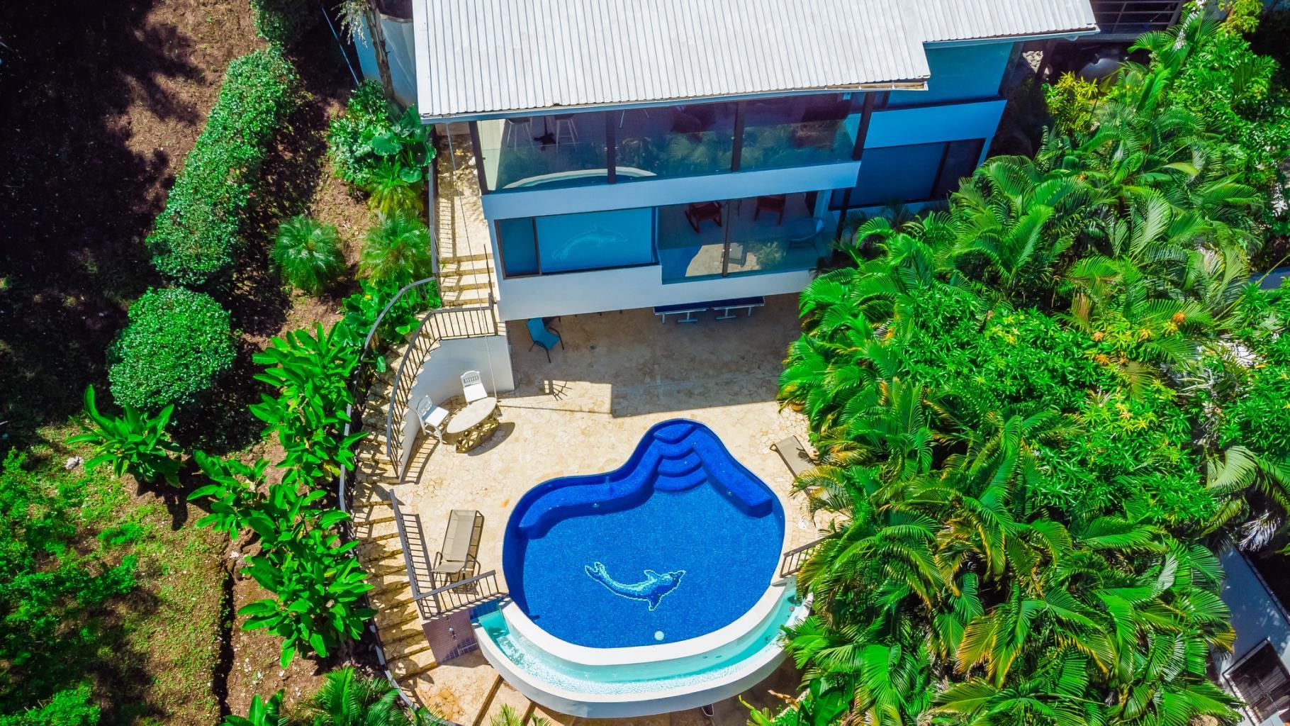 4 bed Single Family Homes For Sale in Playa Flamingo, Guanacaste - thumb 2