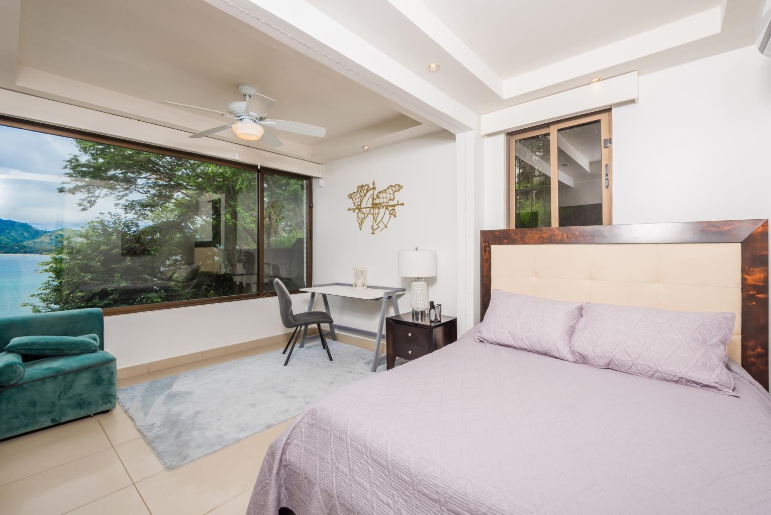 4 bed Single Family Homes For Sale in Playa Flamingo, Guanacaste - thumb 7