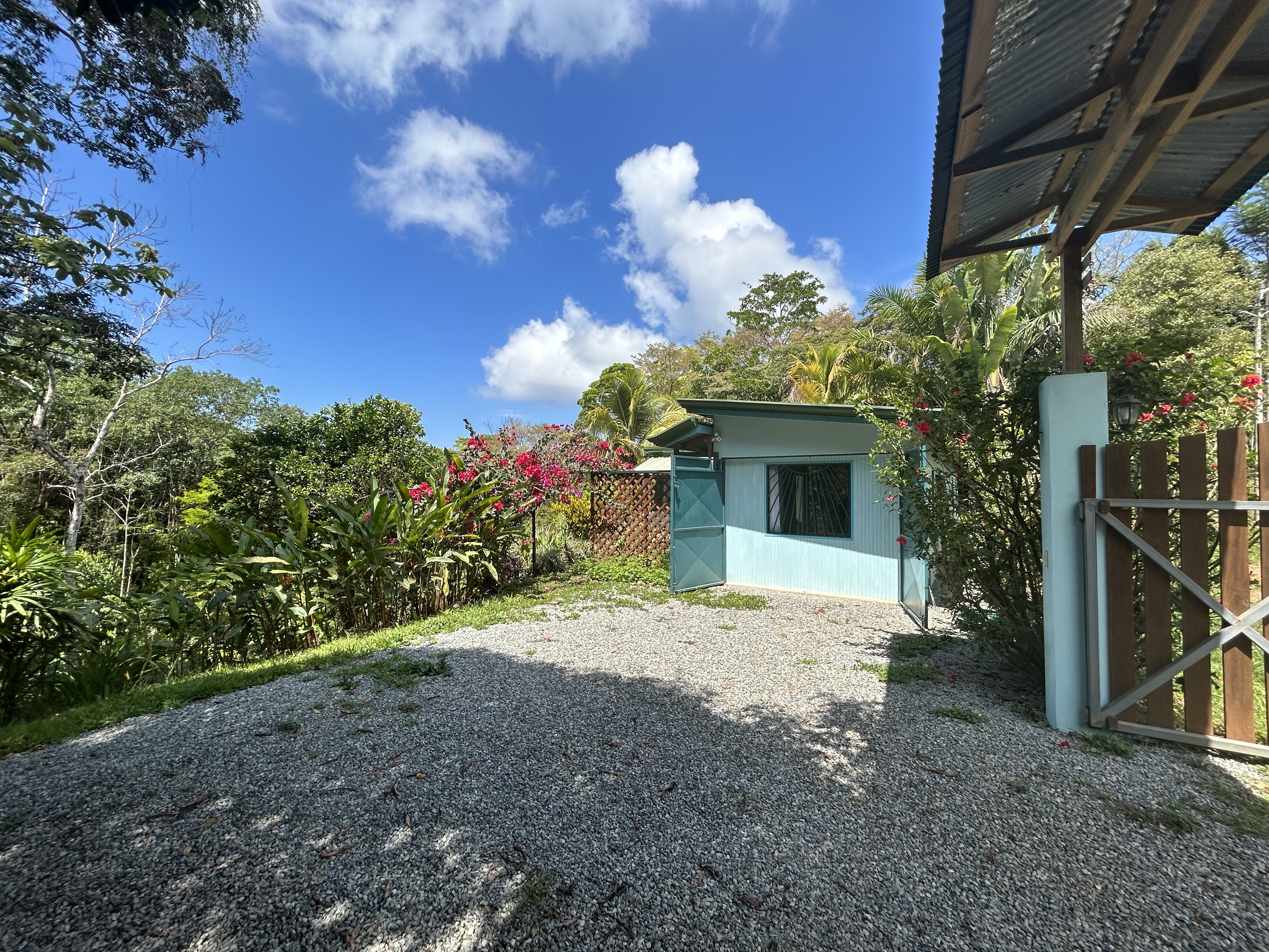 2 bed Single Family Homes For Sale in Dominical, Puntarenas - thumb 4