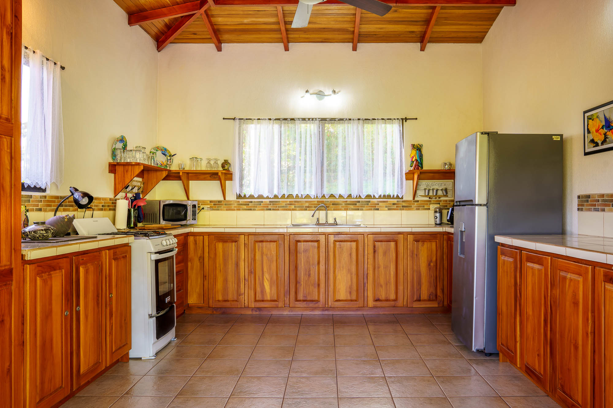 3 bed Single Family Homes For Sale in Ojochal, Puntarenas - thumb 16