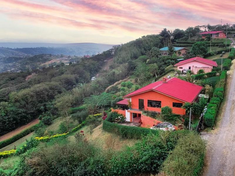 3 bed Single Family Homes For Sale in San Ramon, Alajuela - 1