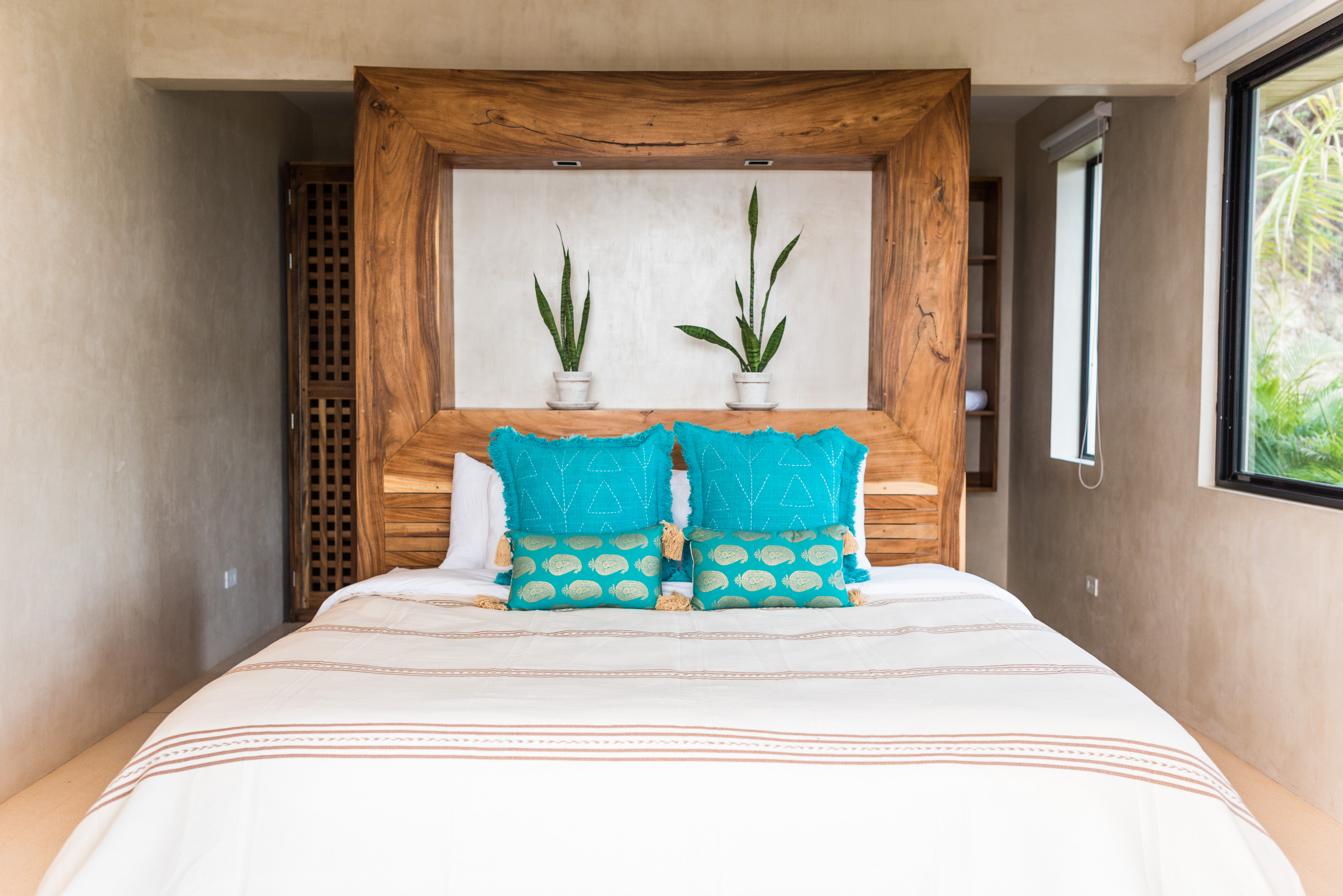 4 bed Single Family Homes For Sale in Santa Teresa, Puntarenas - thumb 10