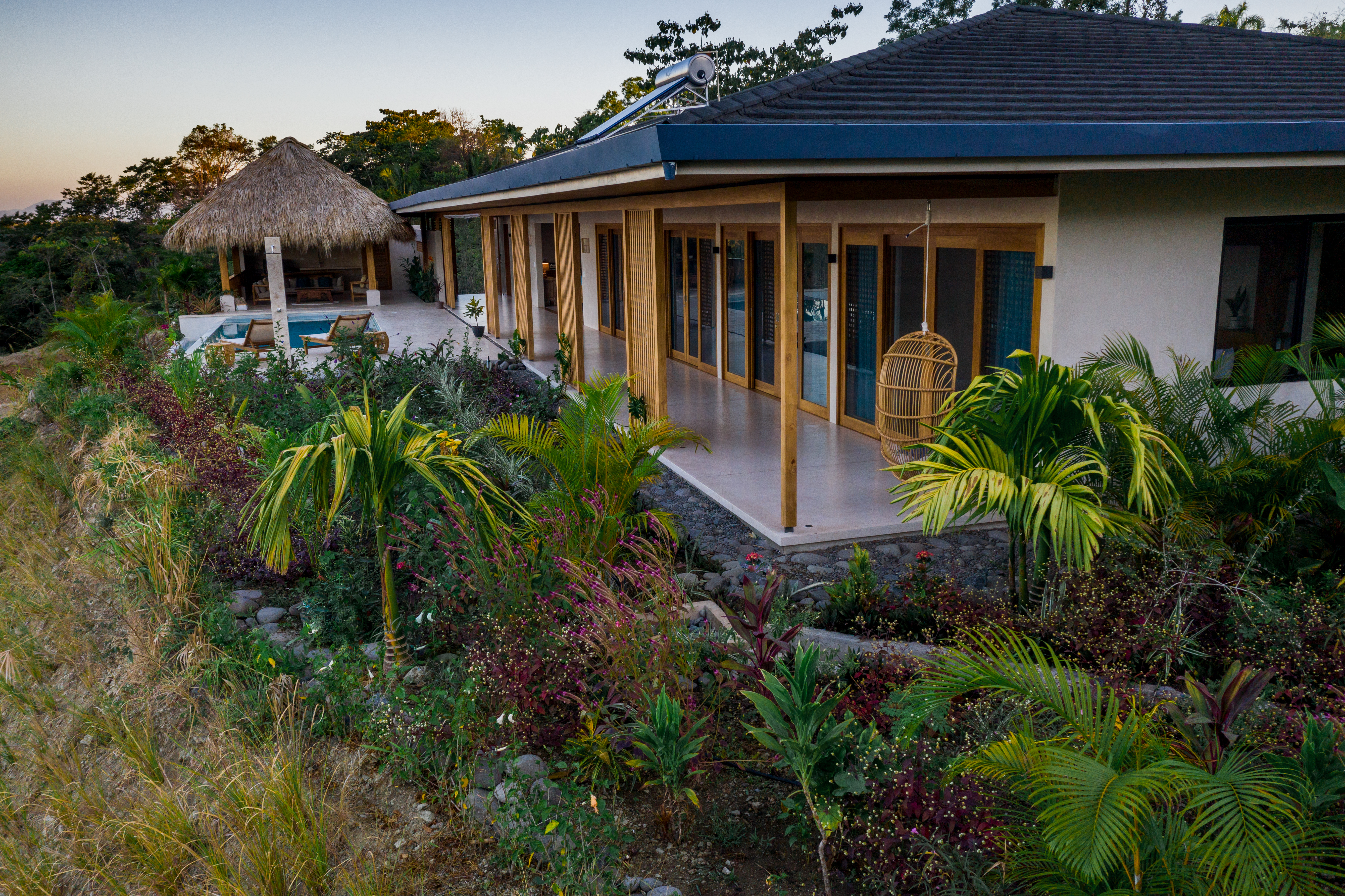 4 bed Single Family Homes For Sale in Santa Teresa, Puntarenas - thumb 18