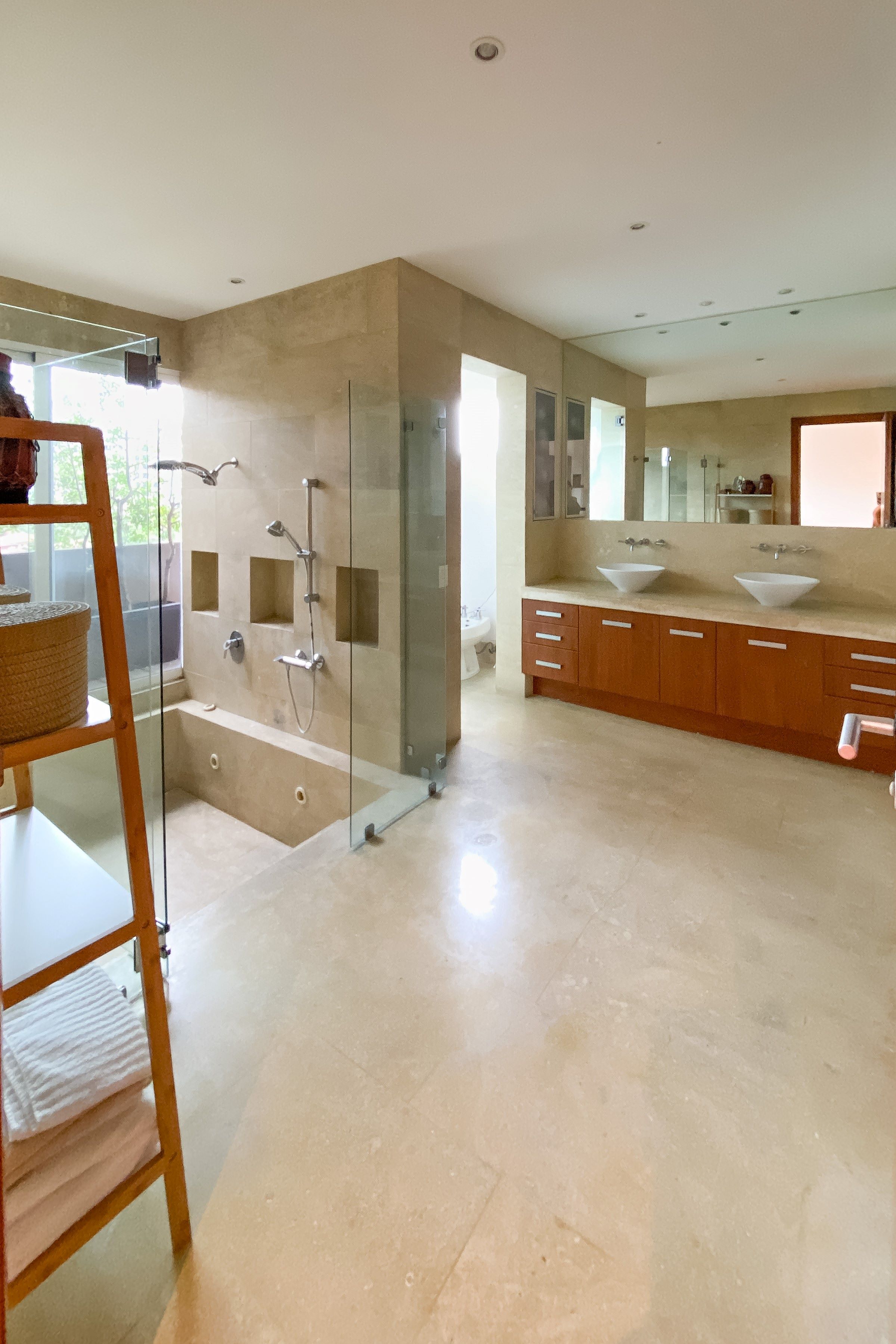 4 bed Single Family Homes For Sale in Escazu, San Jose - thumb 23