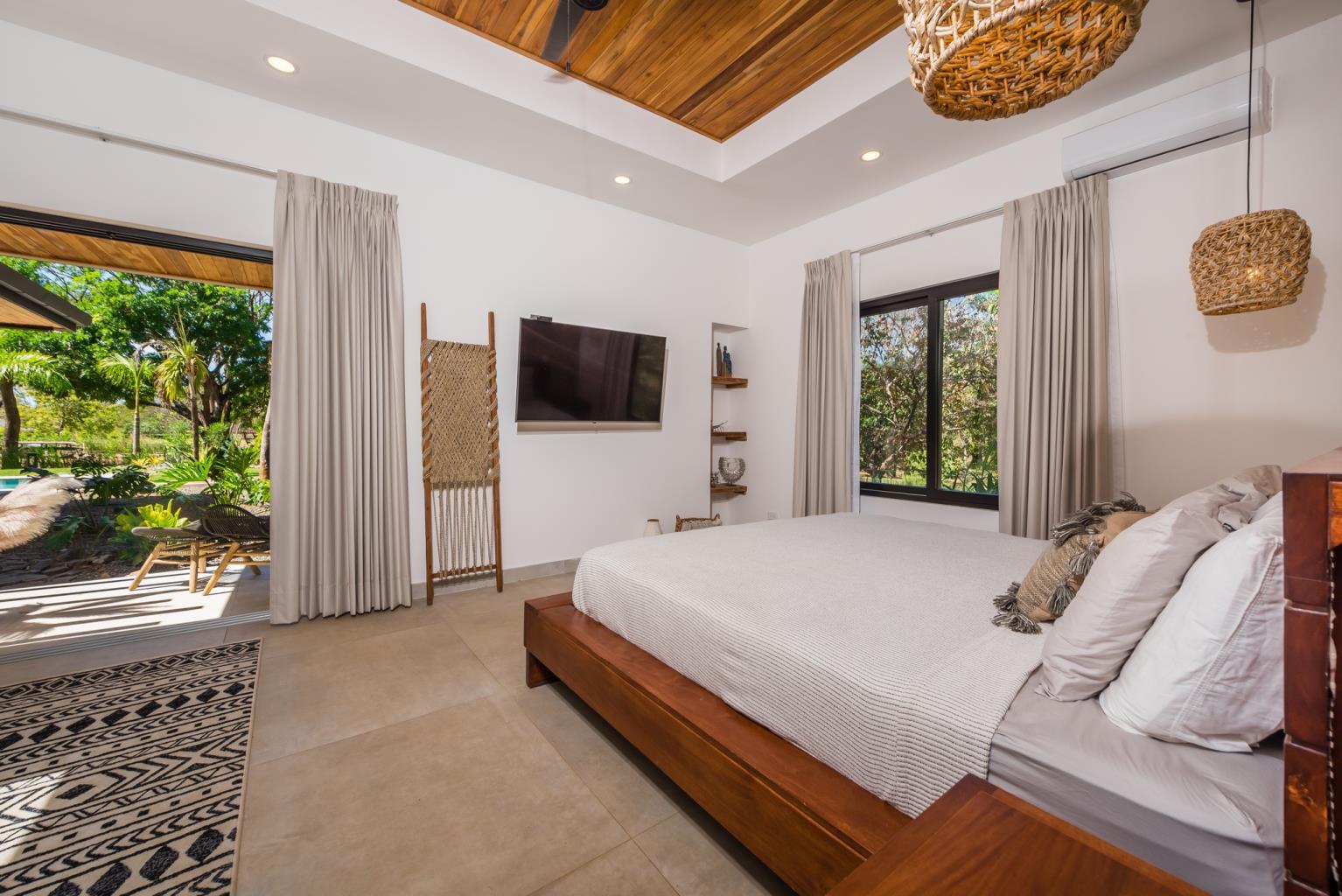 4 bed Single Family Homes For Sale in Tamarindo, Guanacaste - thumb 12