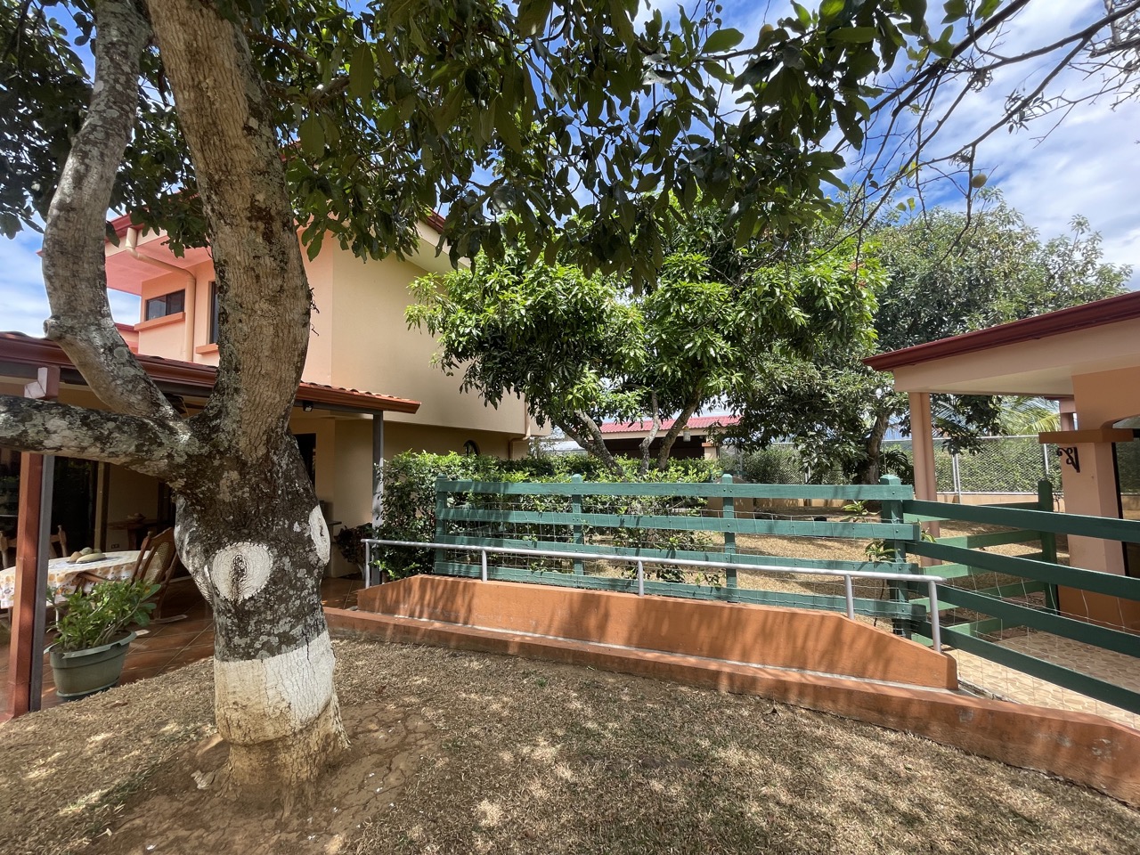 4 bed Single Family Homes For Sale in Ciudad Colon, San Jose - thumb 19