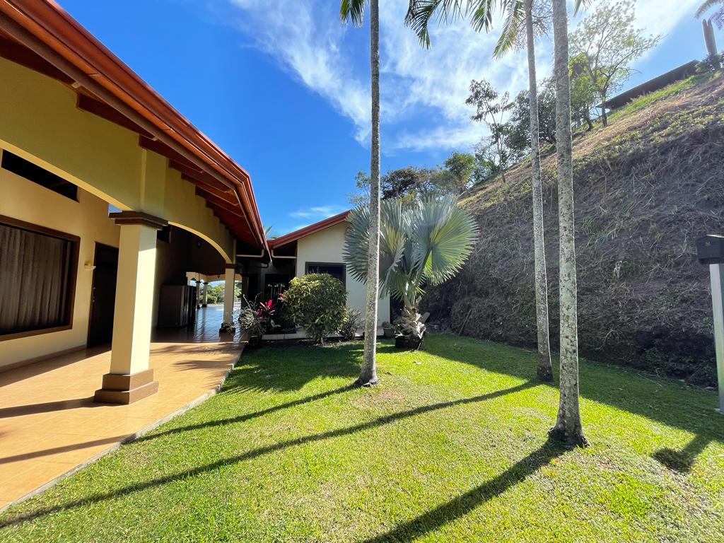 10 bed Single Family Homes For Sale in Atenas, Alajuela - thumb 20