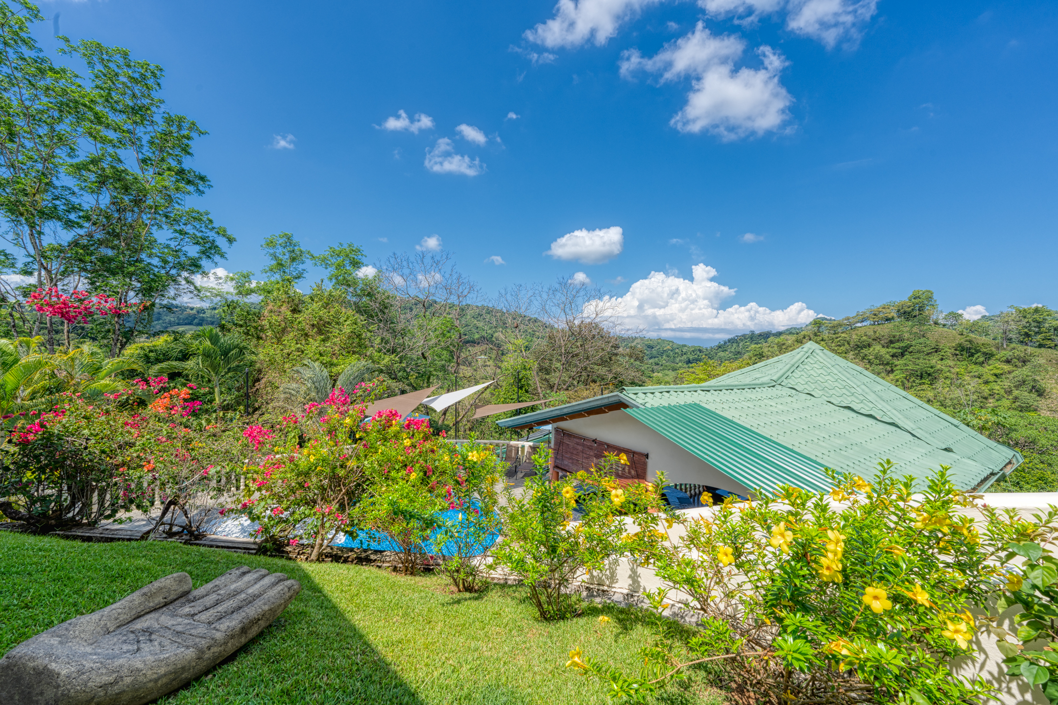 8 bed Hotel / Leisure For Sale in Ojochal, Puntarenas - thumb 11