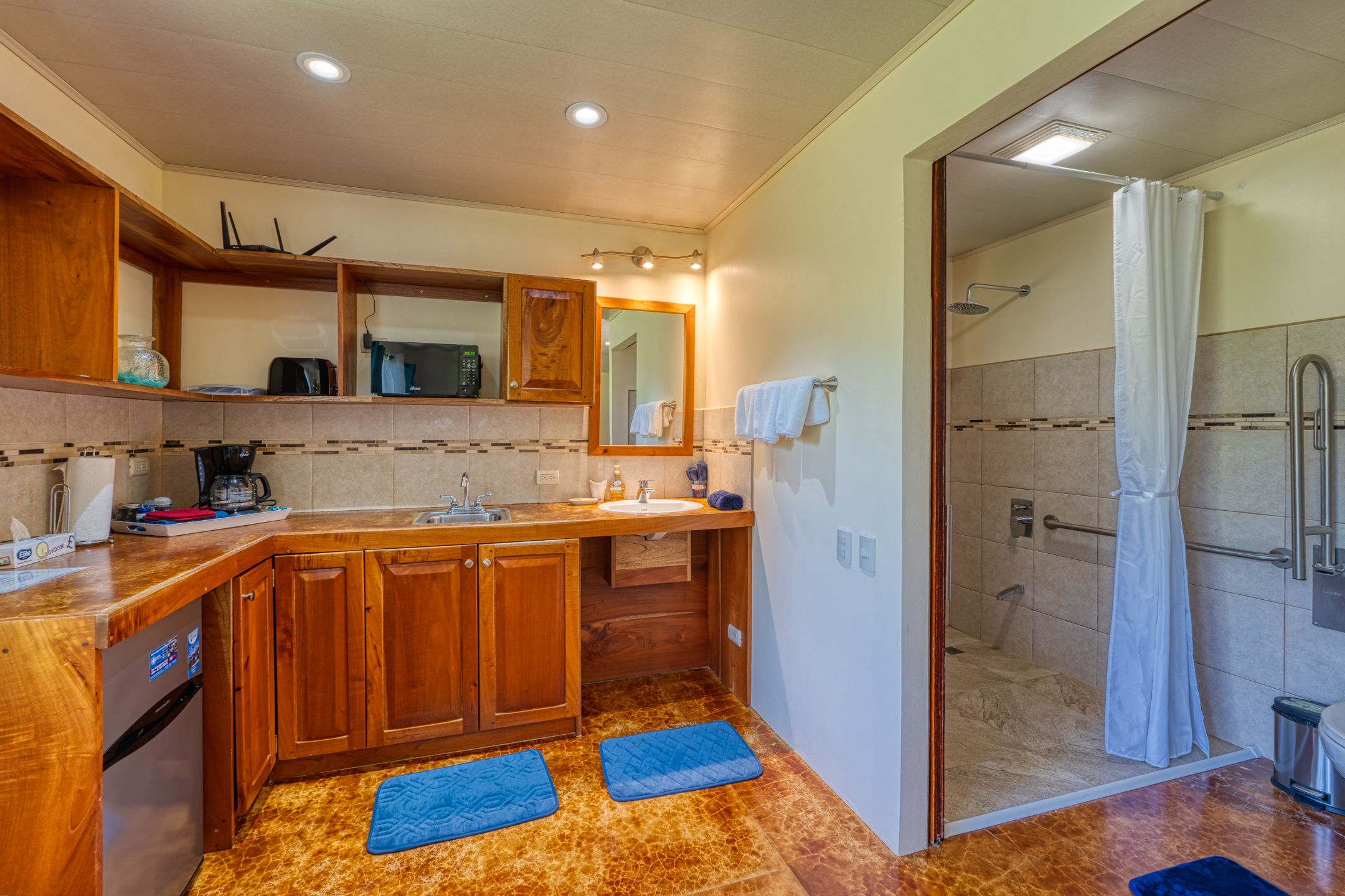 8 bed Hotel / Leisure For Sale in Ojochal, Puntarenas - thumb 16