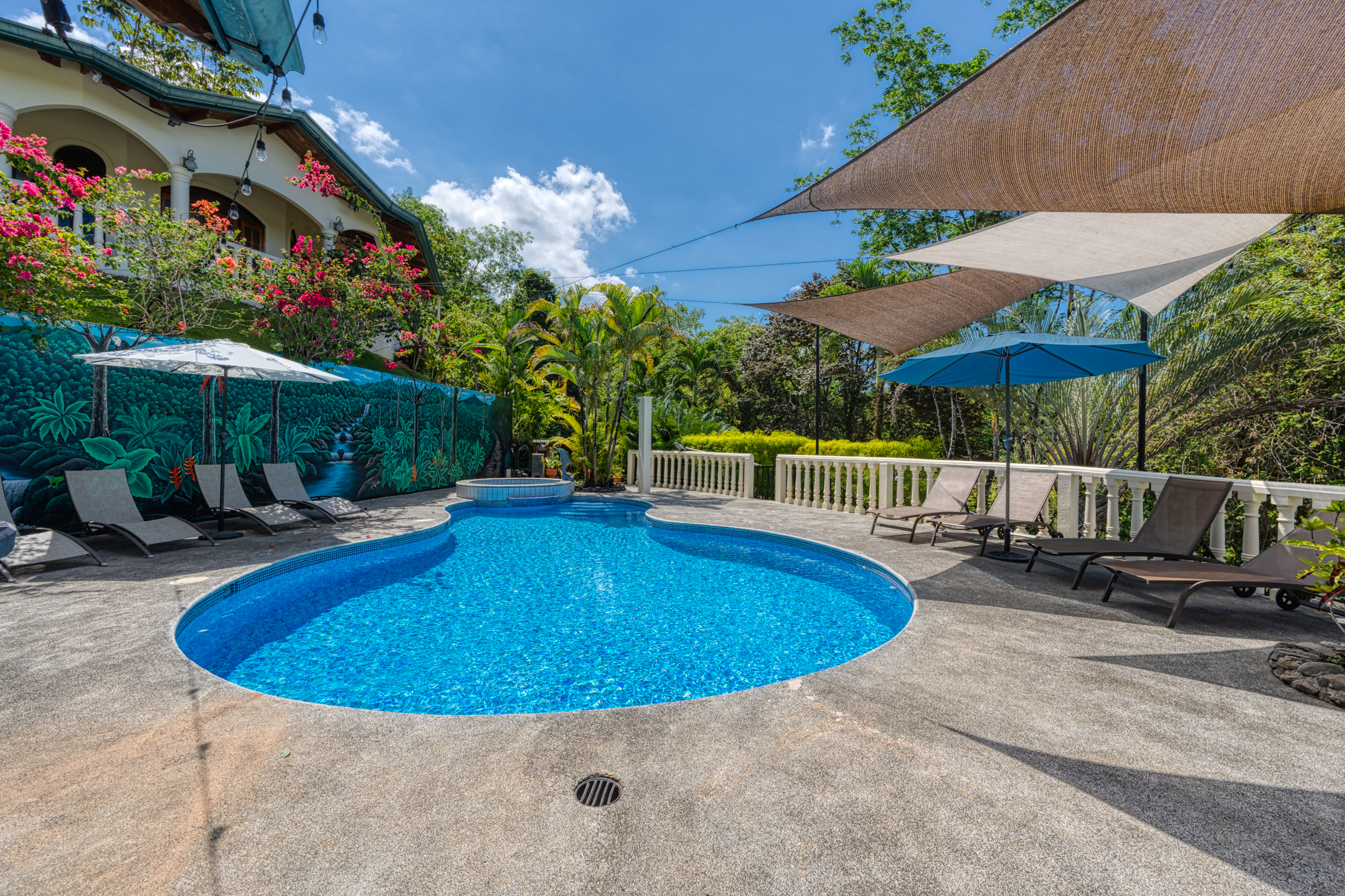 8 bed Hotel / Leisure For Sale in Ojochal, Puntarenas - thumb 8