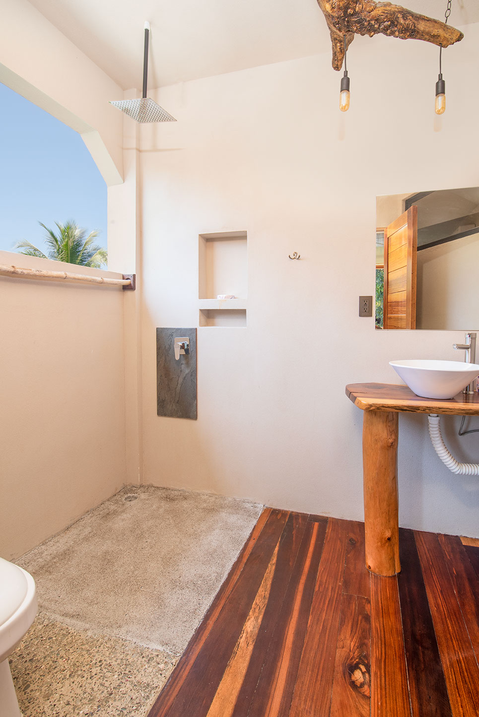 4 bed Single Family Homes For Sale in Santa Teresa, Puntarenas - thumb 19