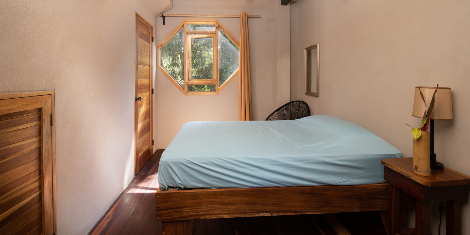 4 bed Single Family Homes For Sale in Santa Teresa, Puntarenas - thumb 8