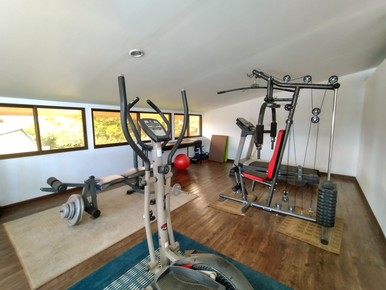 5 bed Single Family Homes For Sale in Moravia, San Jose - thumb 17