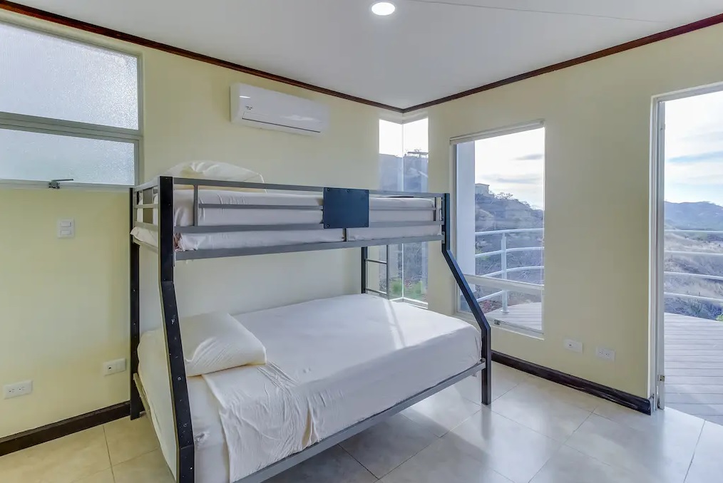 3 bed Single Family Homes For Sale in Playas Del Coco, Guanacaste - thumb 9