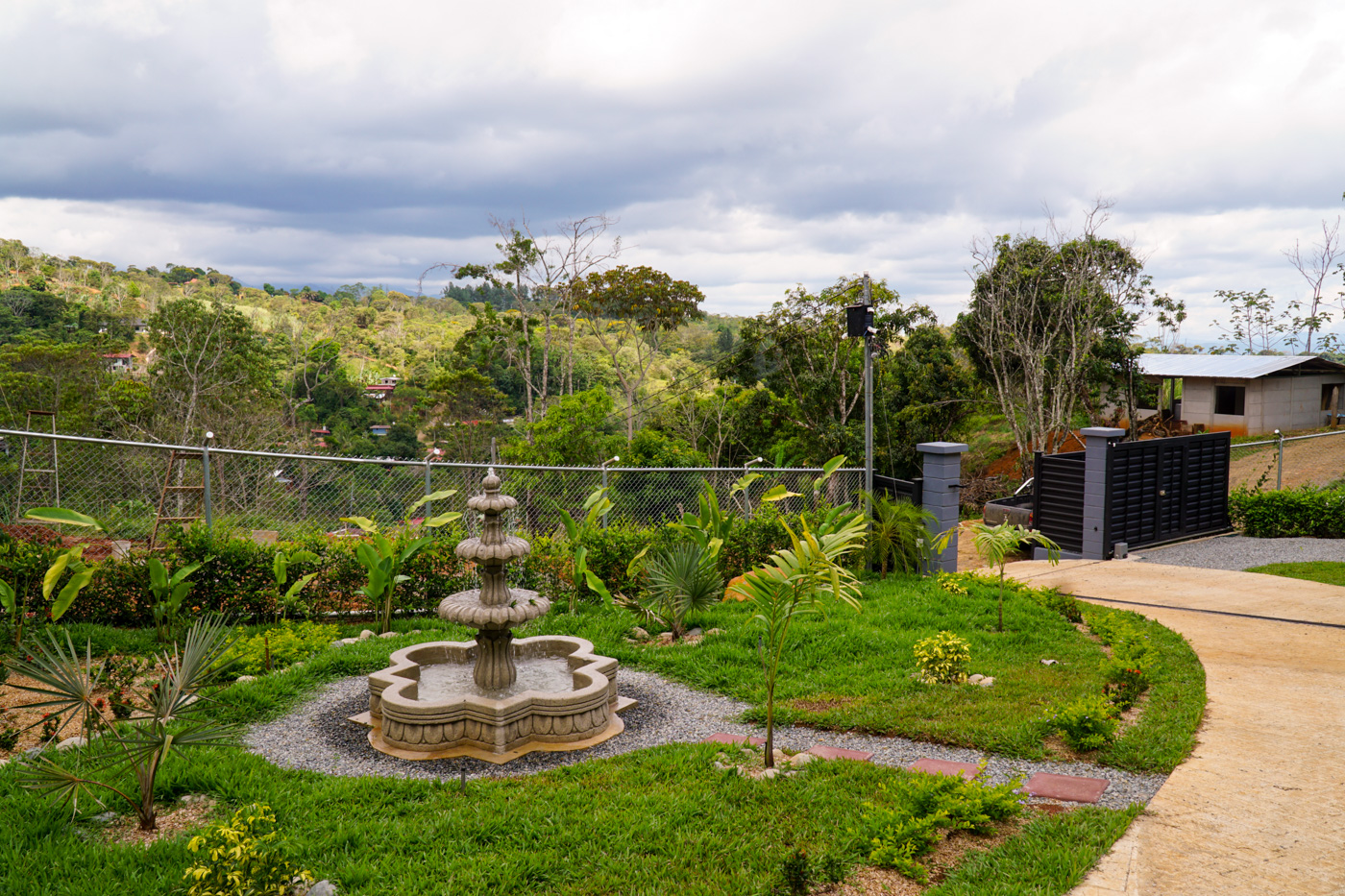 5 bed Single Family Homes For Sale in San Isidro de El General, San Jose - thumb 9