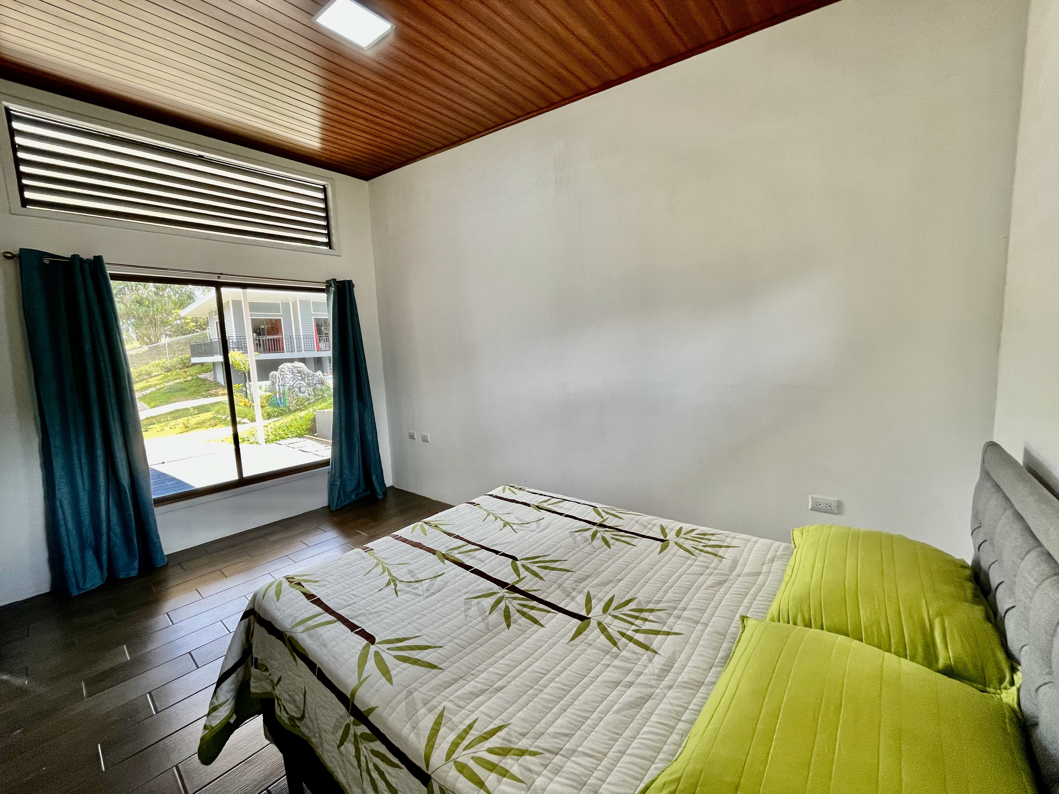 5 bed Single Family Homes For Sale in San Isidro de El General, San Jose - thumb 27