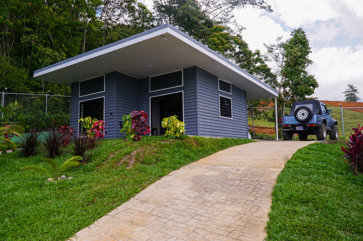 5 bed Single Family Homes For Sale in San Isidro de El General, San Jose - thumb 8