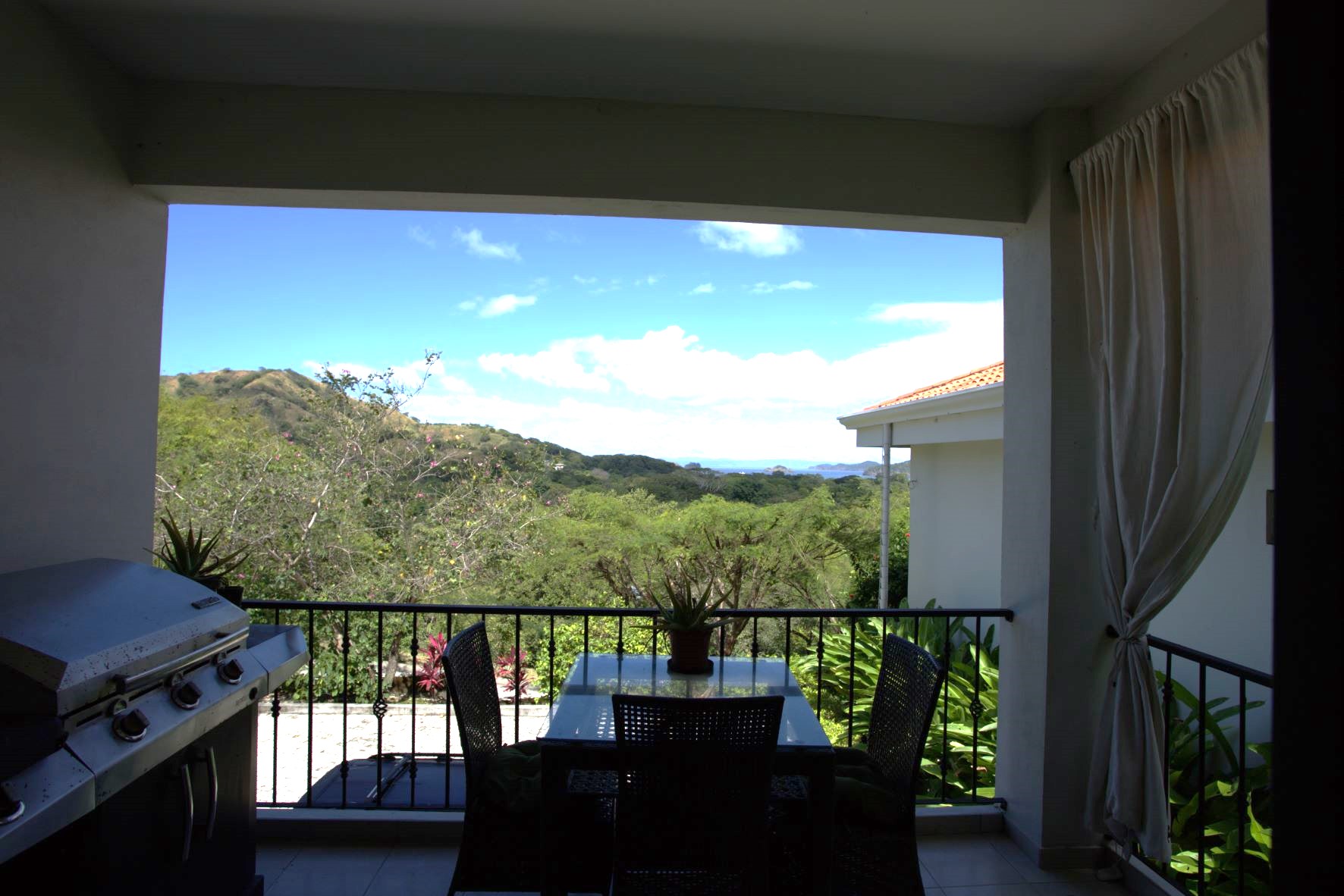 5 bed Single Family Homes For Sale in Playas Del Coco, Guanacaste - thumb 3