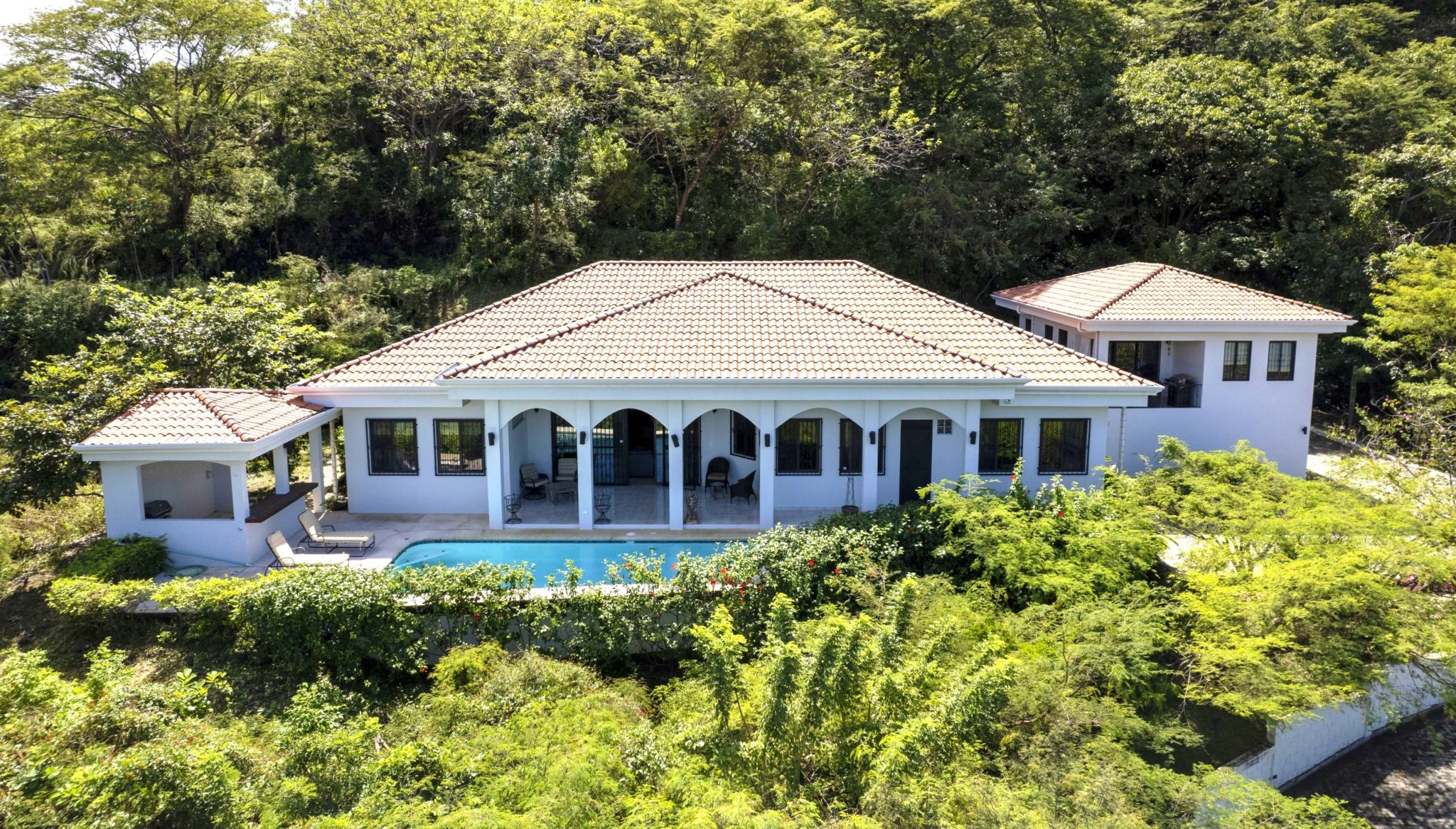 5 bed Single Family Homes For Sale in Playas Del Coco, Guanacaste - thumb 1