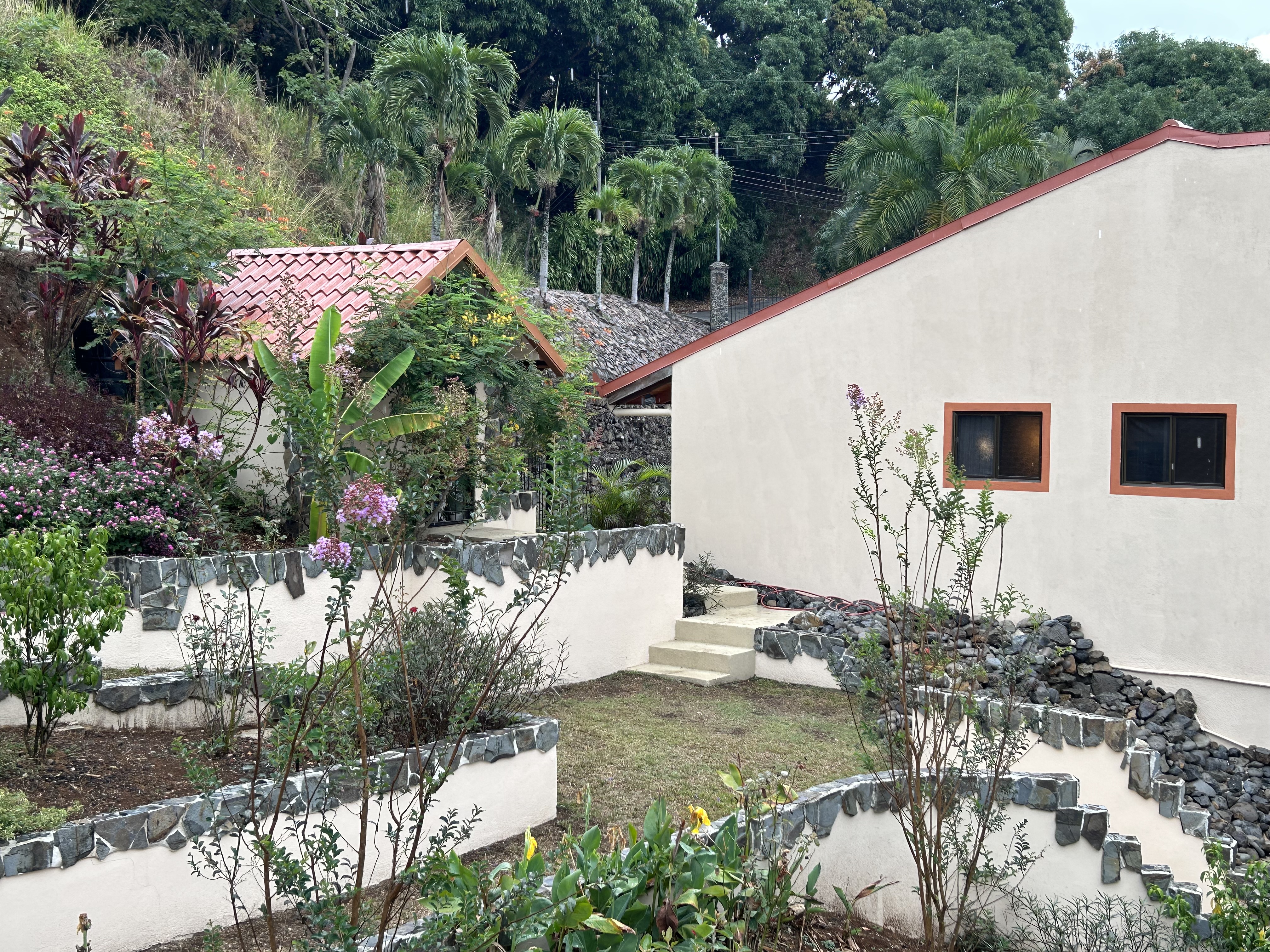 4 bed Single Family Homes For Sale in Atenas, Alajuela - thumb 3