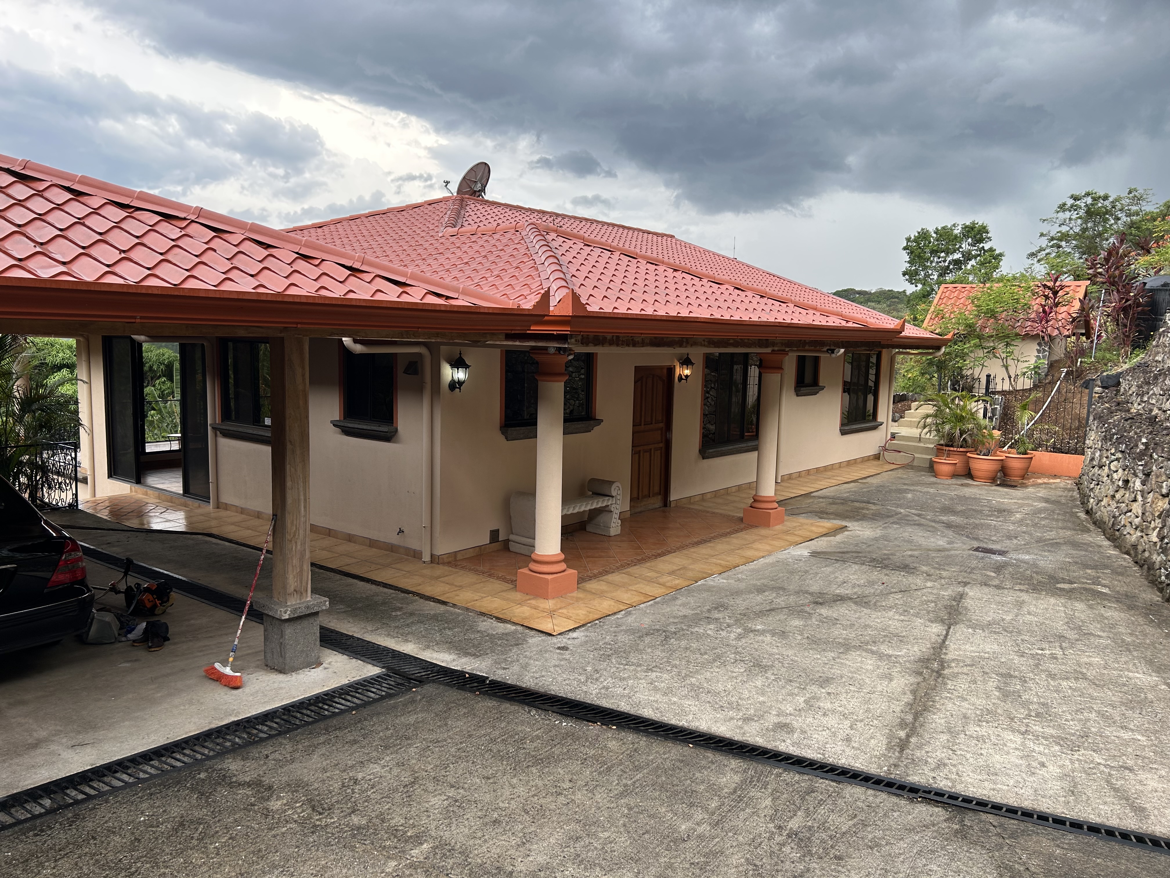 4 bed Single Family Homes For Sale in Atenas, Alajuela - thumb 10