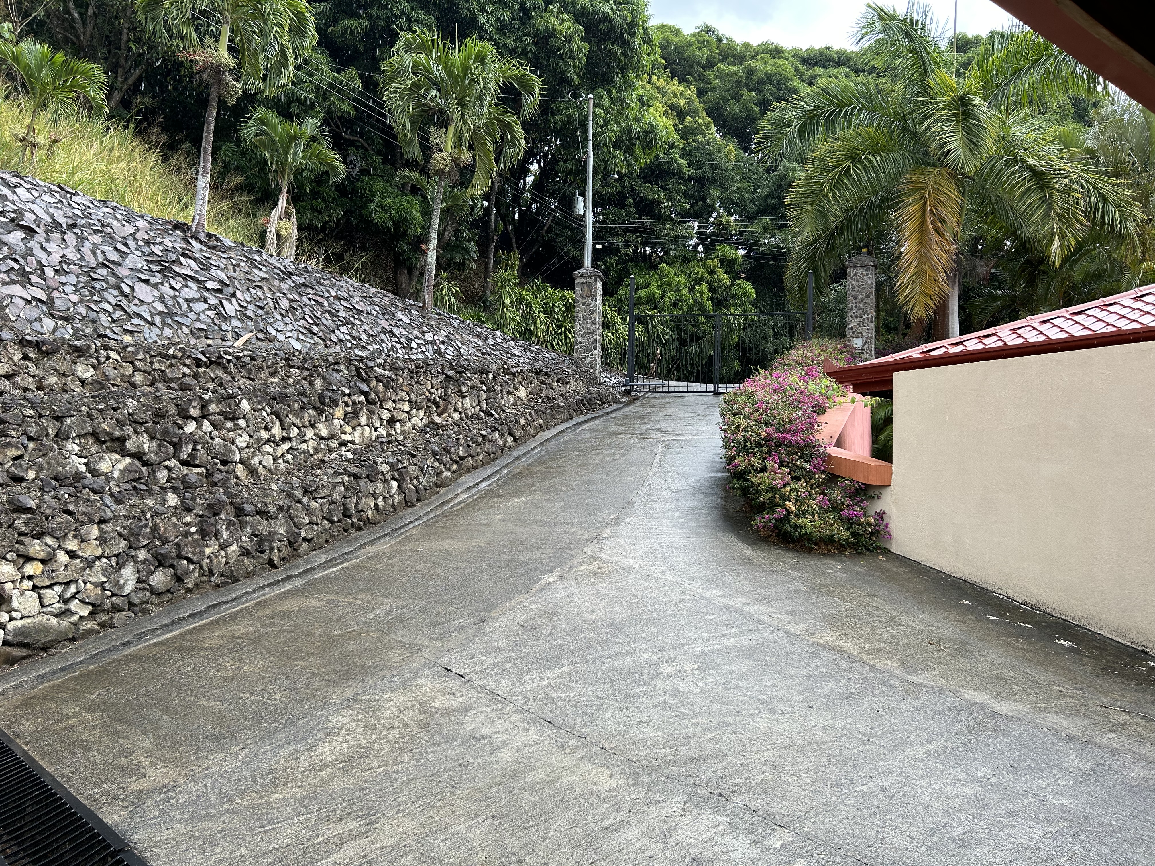 4 bed Single Family Homes For Sale in Atenas, Alajuela - thumb 8