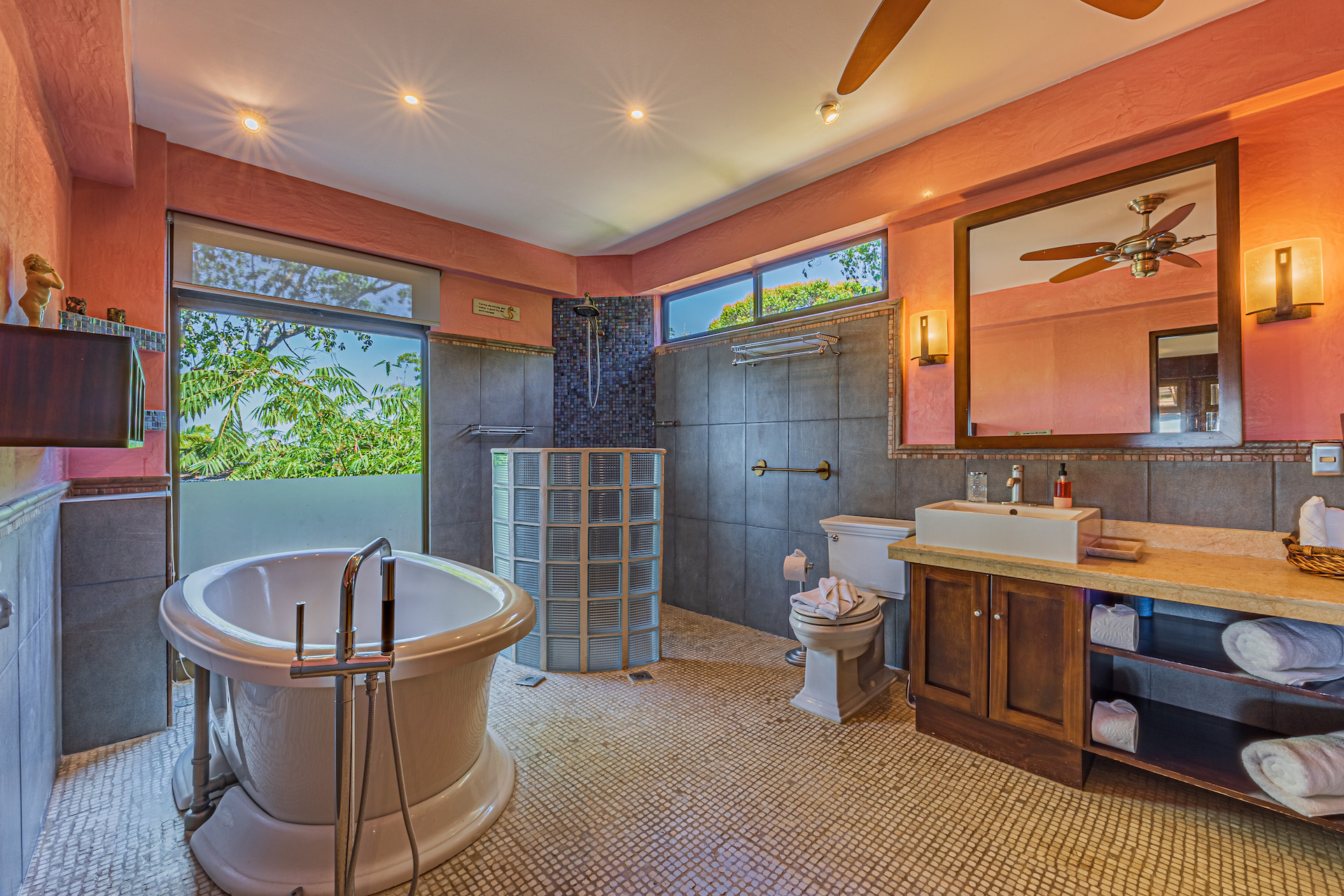 6 bed Single Family Homes For Sale in Dominical, Puntarenas - thumb 27