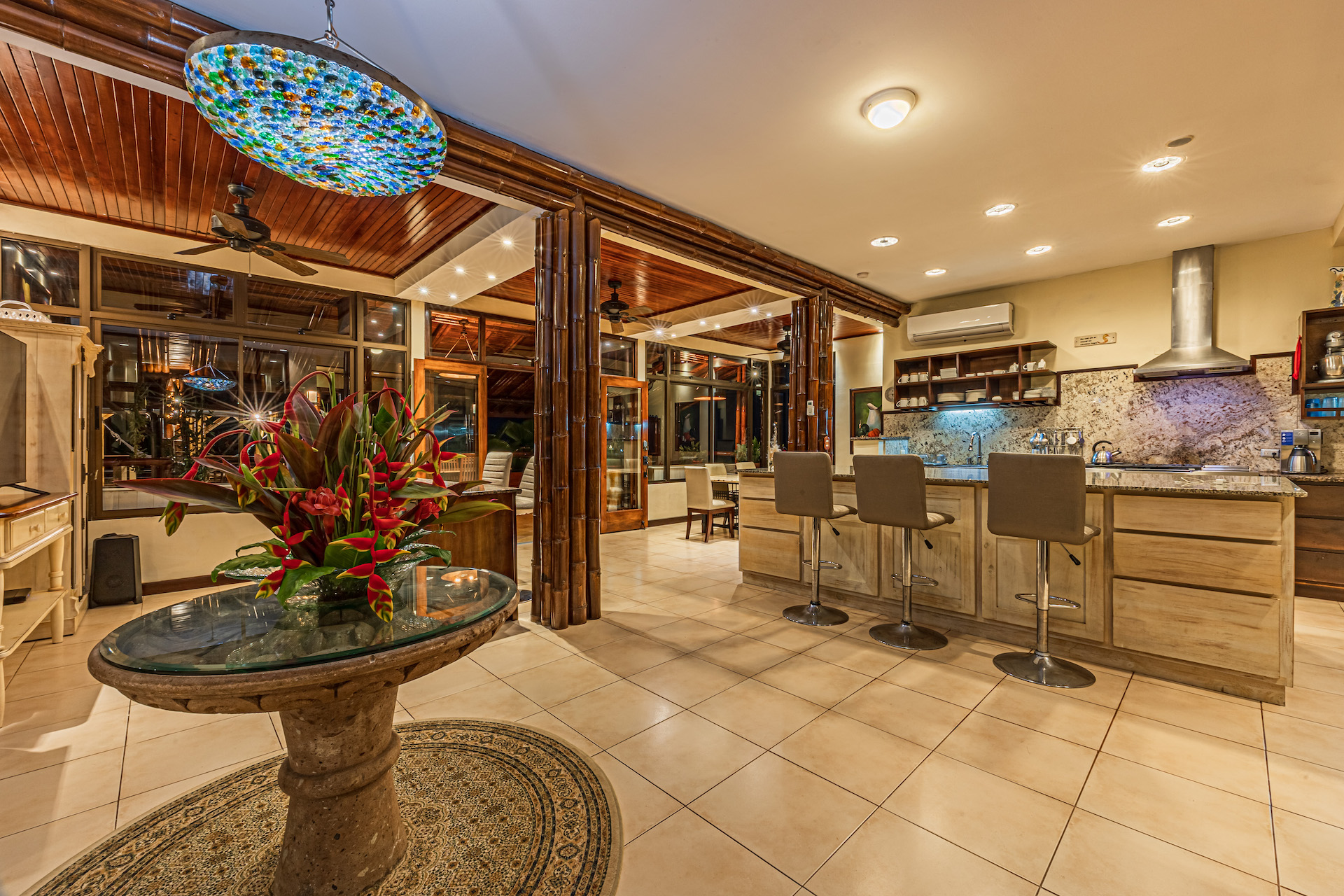 6 bed Single Family Homes For Sale in Dominical, Puntarenas - thumb 17