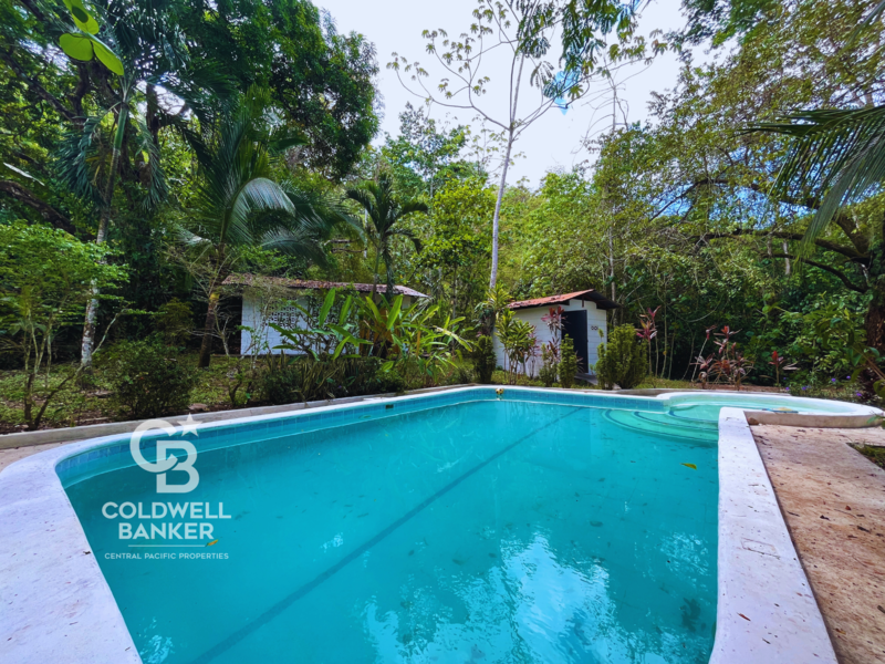 7 bed Single Family Homes For Sale in Jaco, Puntarenas - 1