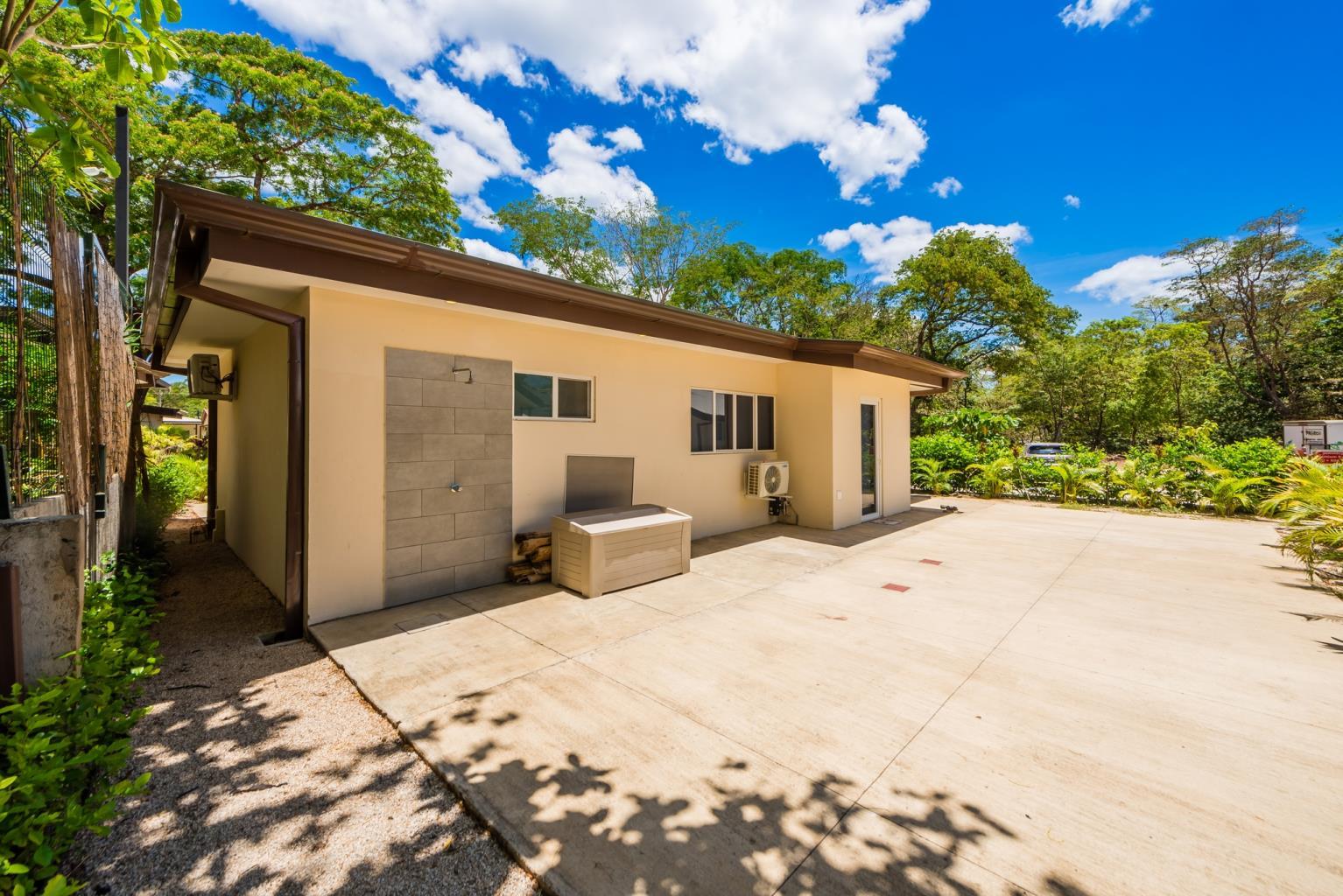 2 bed Single Family Homes For Sale in Avellanas, Guanacaste - thumb 8