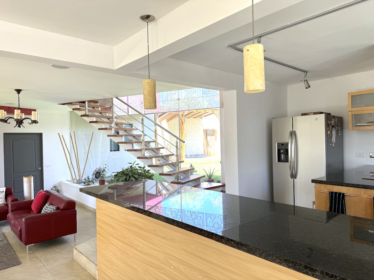 4 bed Single Family Homes For Sale in La Guacima, Alajuela - thumb 12