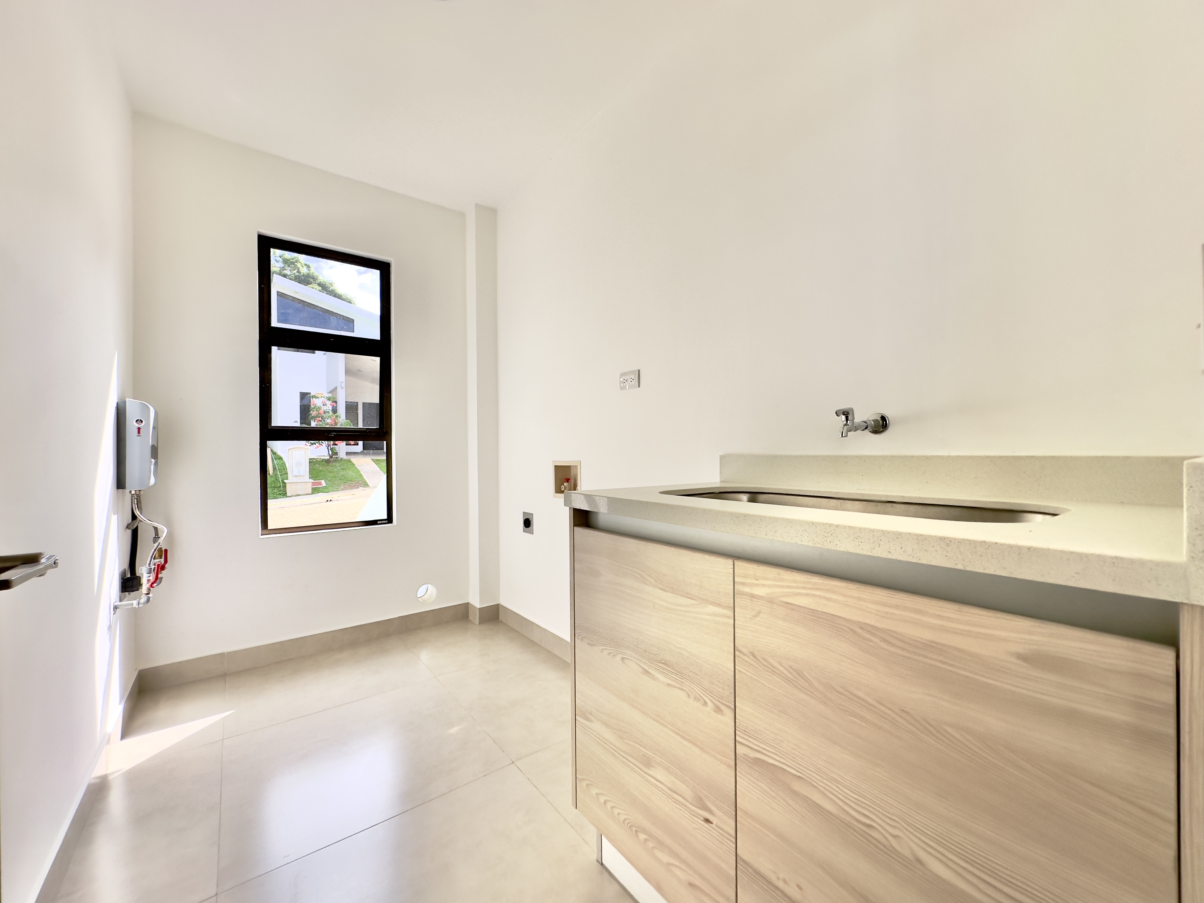 2 bed Condo For Sale in Playas Del Coco, Guanacaste - thumb 7